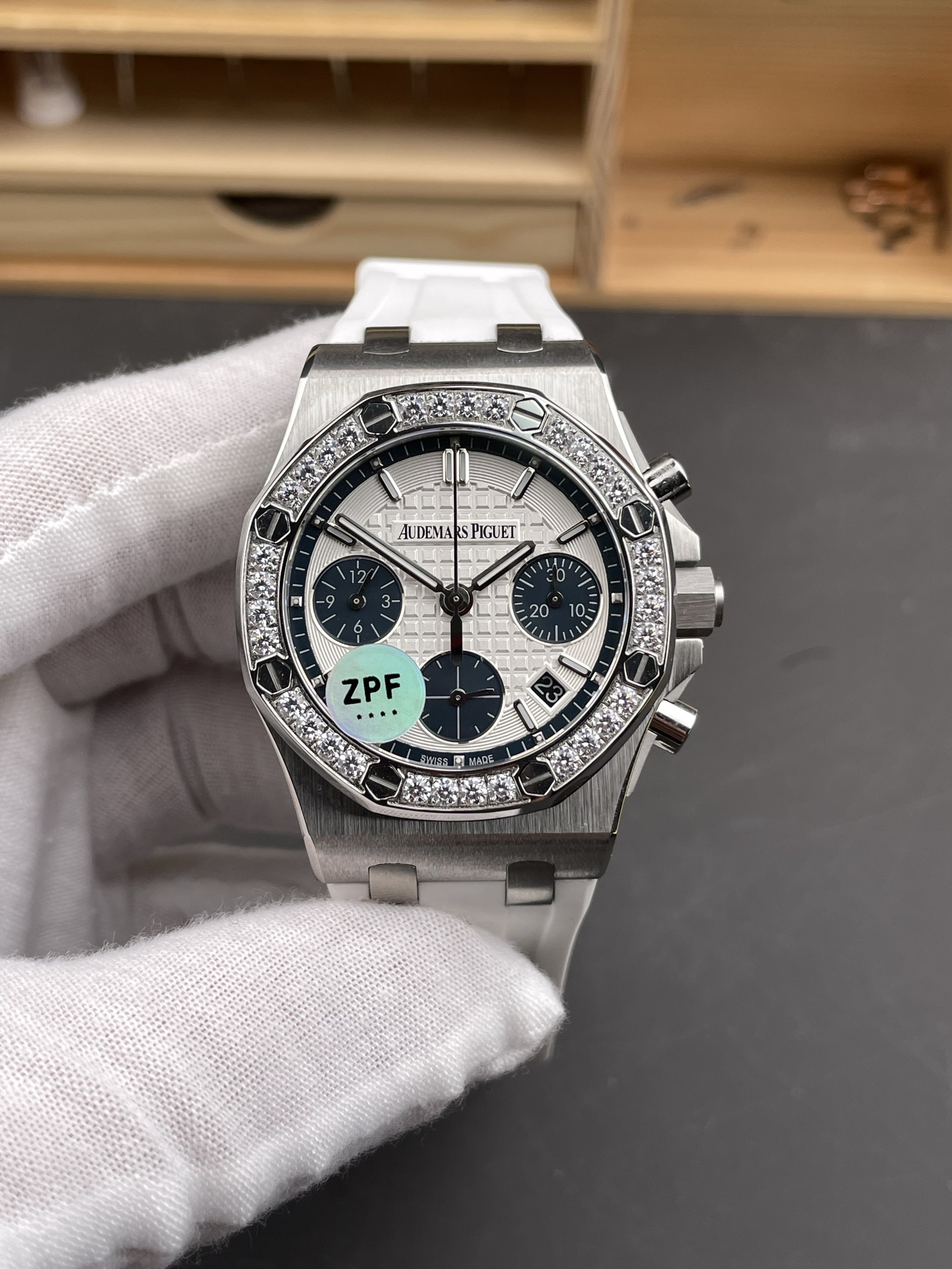 Royal Oak Chrono 26231 Steel Casing Rubber Strap Super Clone Watch - view 3
