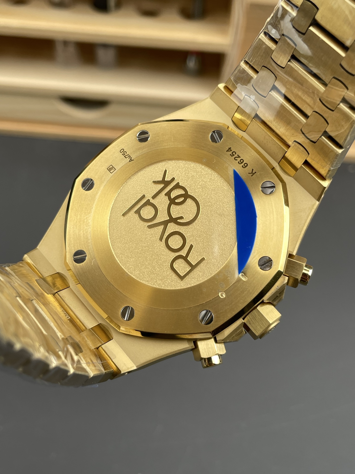 Royal Oak Chrono 26331 Yellow Gold Green Dial Super Clone Watch - view 5