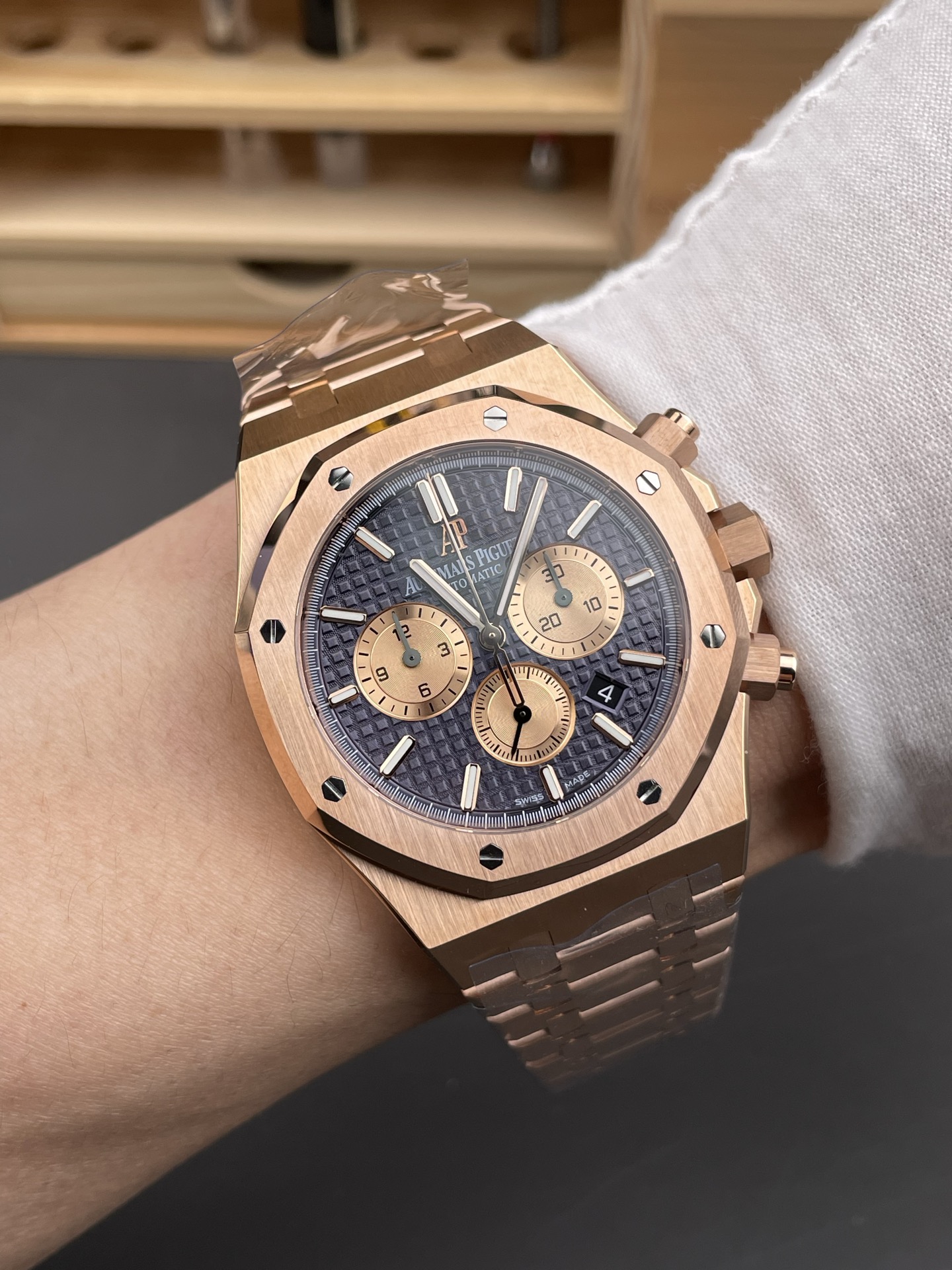 Audemars Piguet Super Clone Royal Oak Chronograph 26331OR Blue Dial Watch - view 10