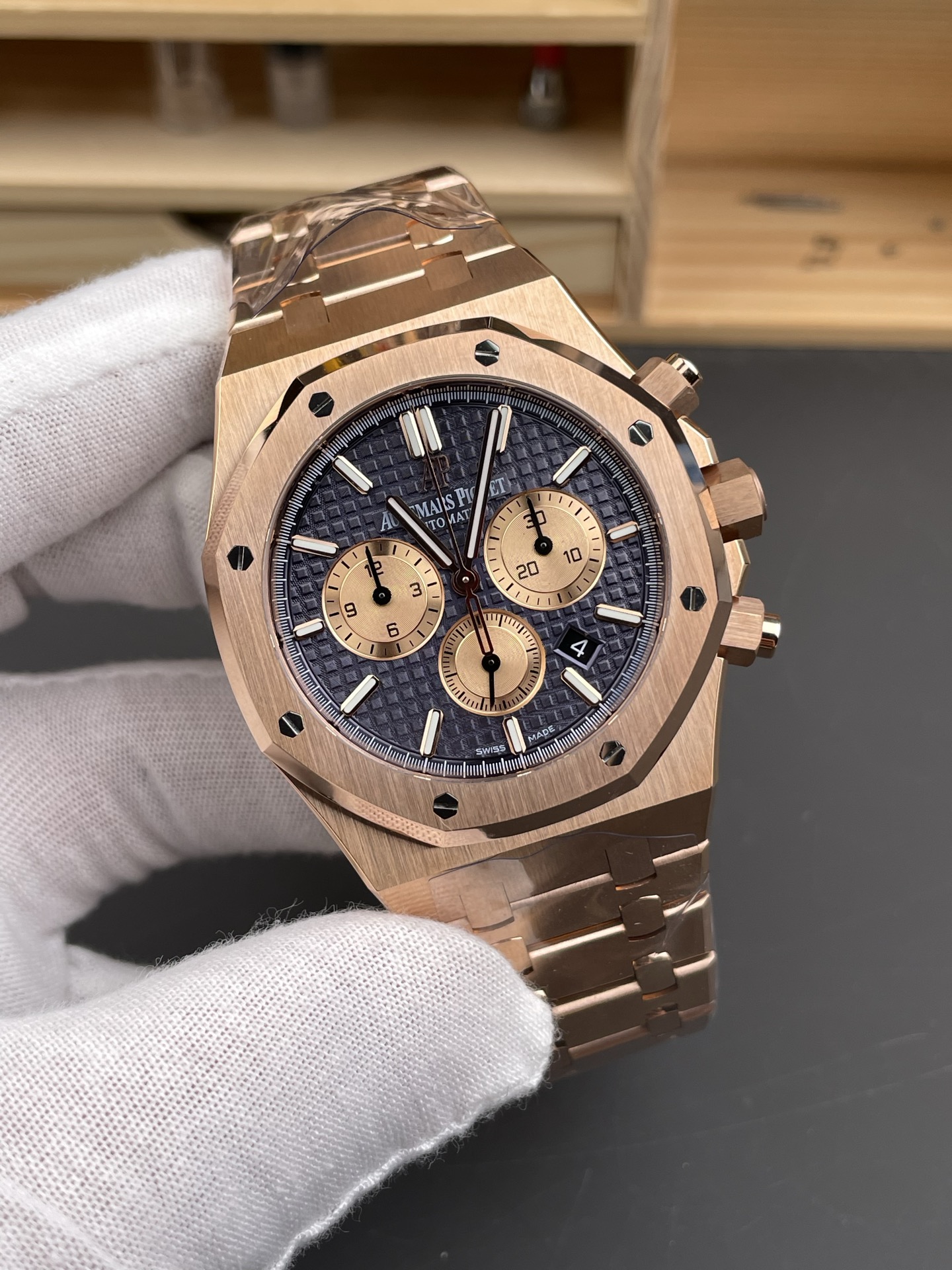 Audemars Piguet Super Clone Royal Oak Chronograph 26331OR Blue Dial Watch - view 4