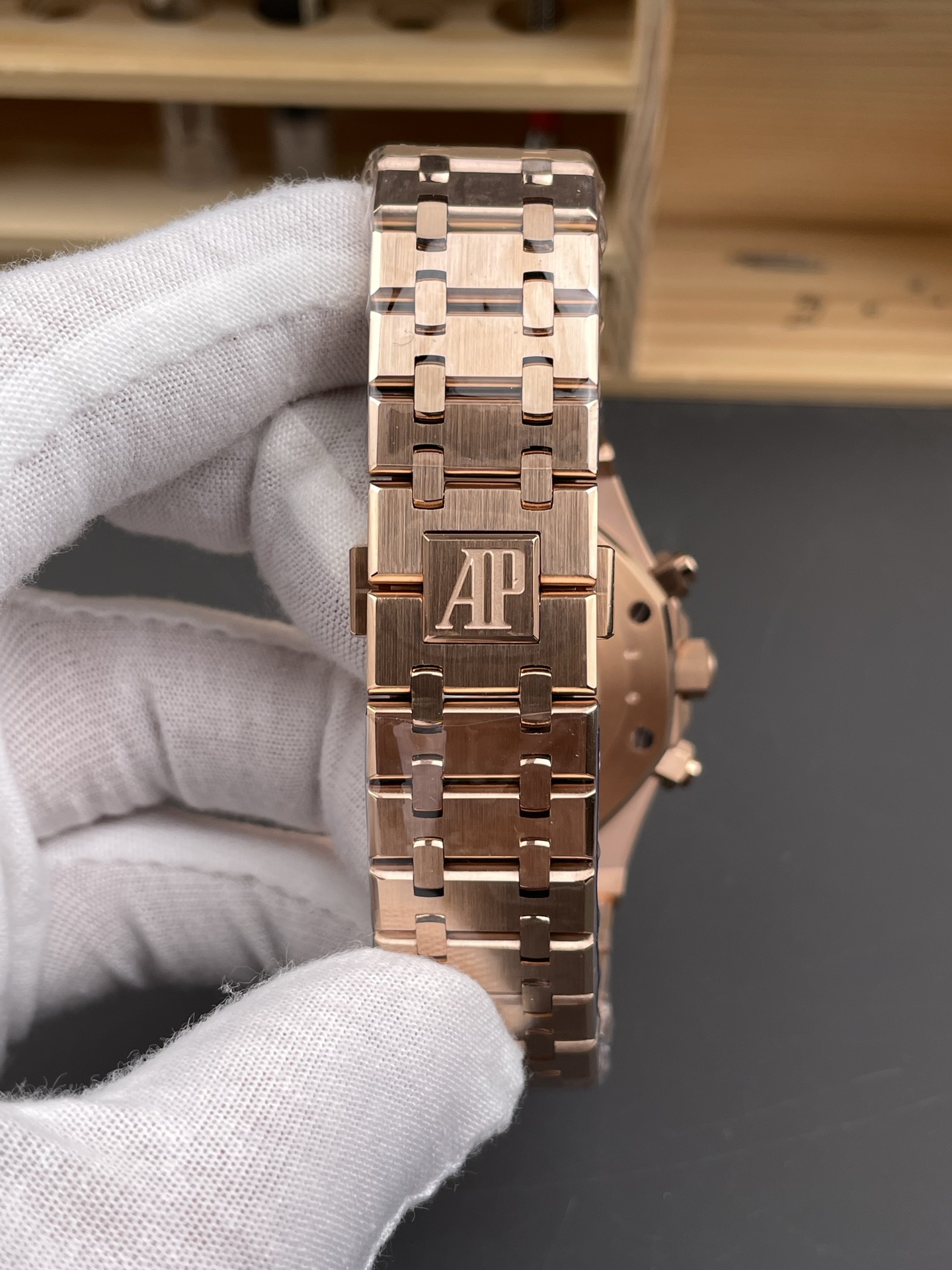 Audemars Piguet Super Clone Royal Oak Chronograph 26331OR Blue Dial Watch - view 9