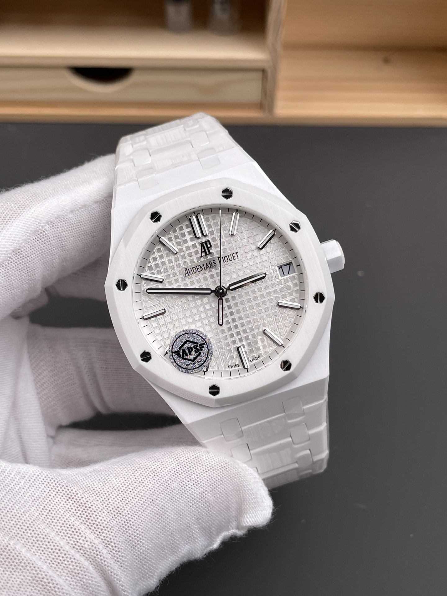 Audemars Piguet Royal Oak 15500 White Ceramic Super Clone Watch - view 4