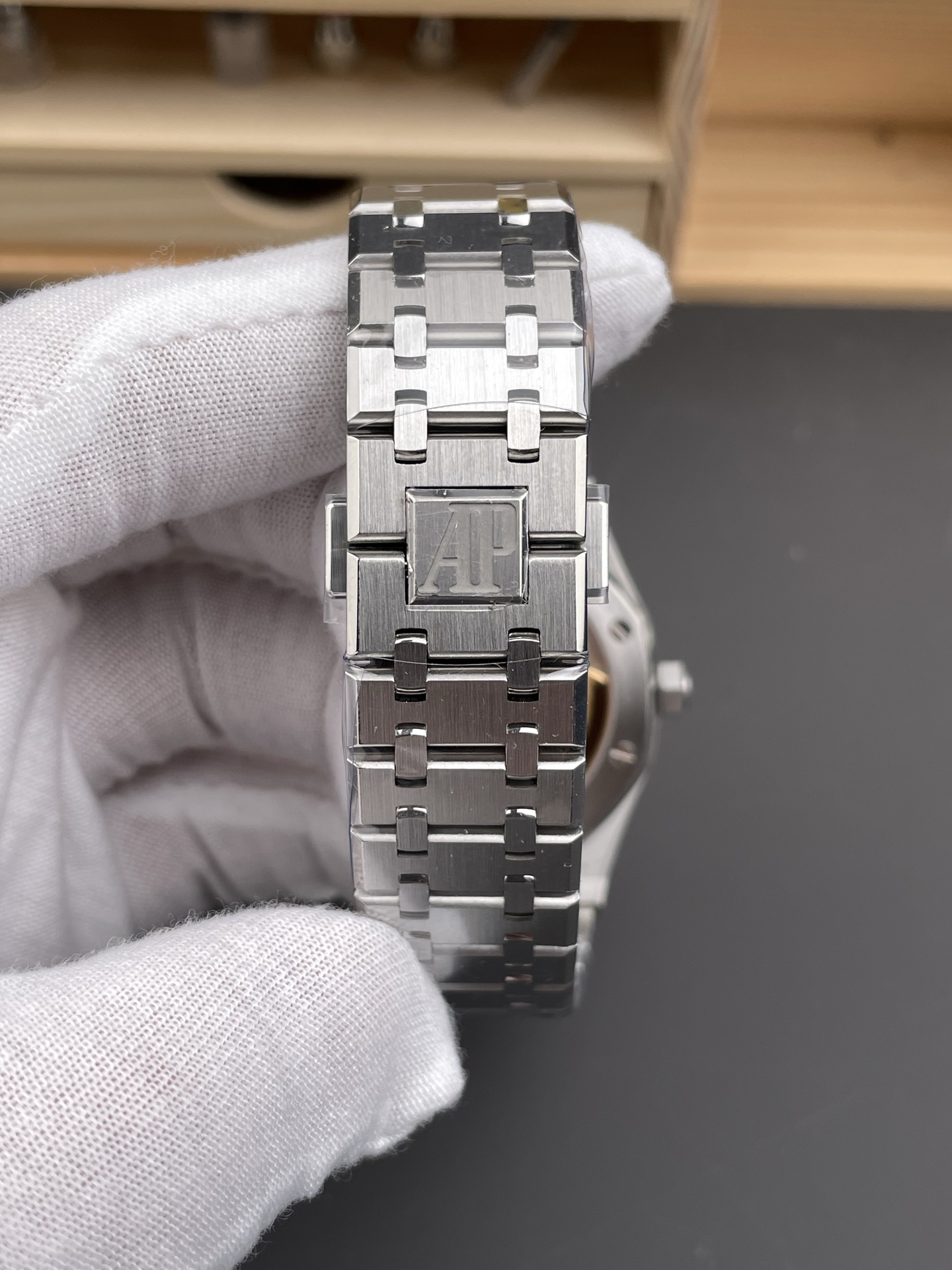 Royal Oak 15510 41mm Grey Dial 904L Steel Strap Super Clone Watch - view 9
