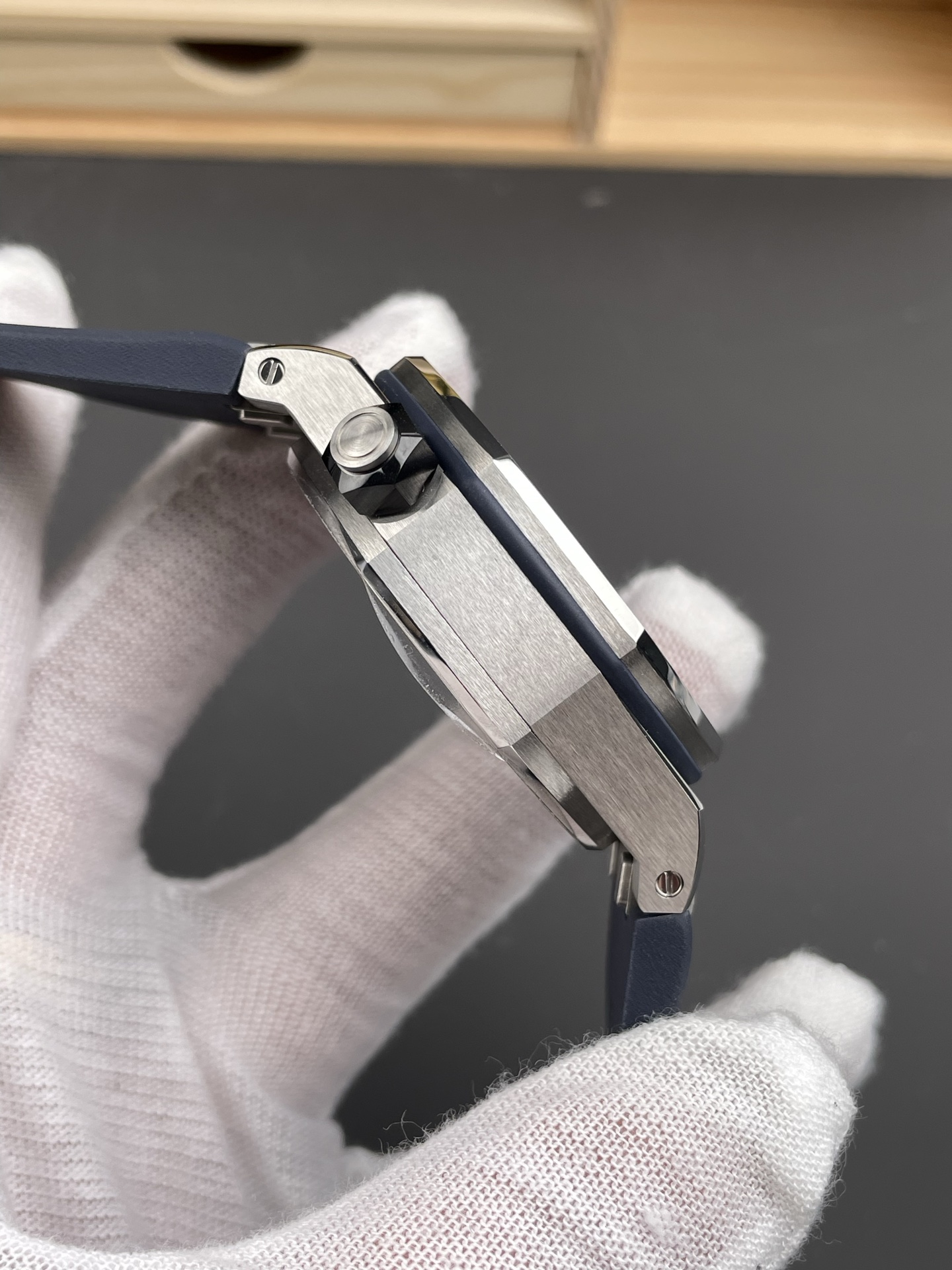 Audemars Piguet Royal Oak Offshore 1:1 Ultimate Swiss Super Clone Watch Blue Dial Cal.4308 Movement - view 8