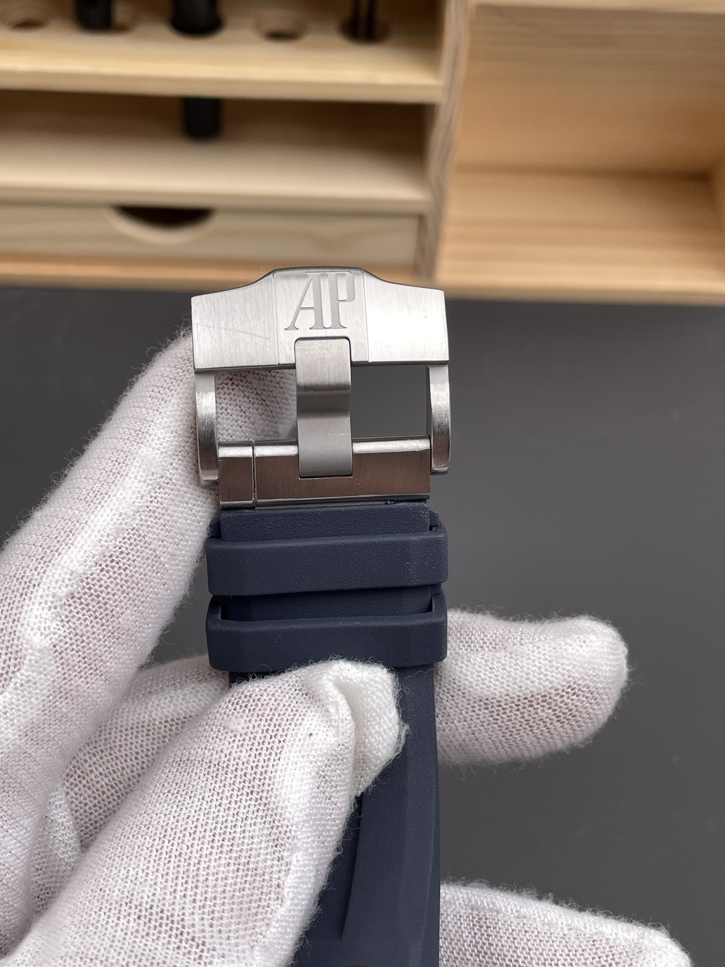 Audemars Piguet Royal Oak Offshore 1:1 Ultimate Swiss Super Clone Watch Blue Dial Cal.4308 Movement - view 9
