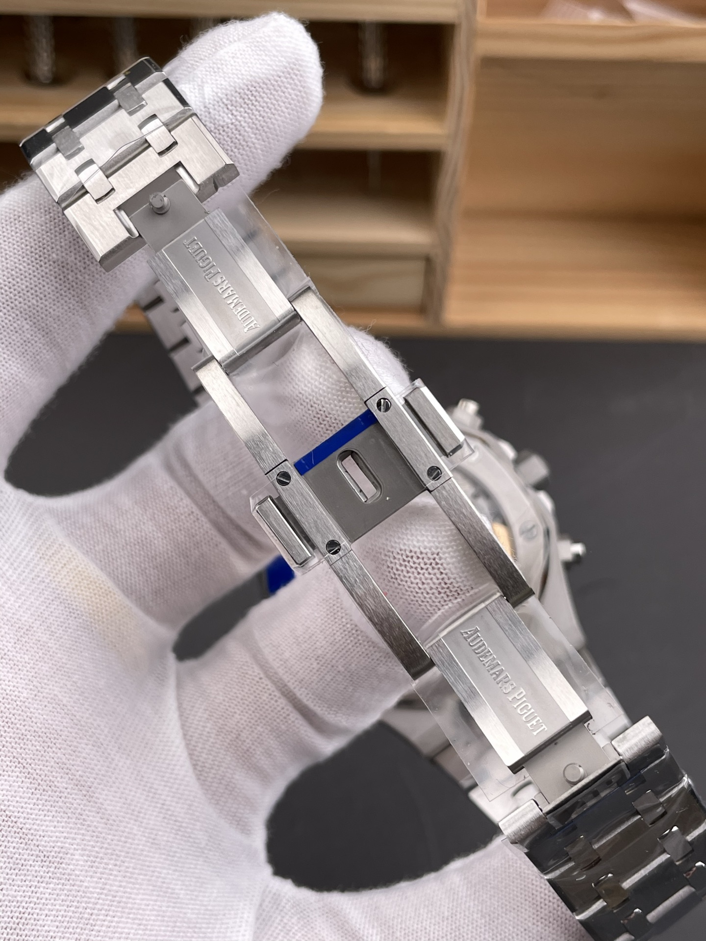 Royal Oak Chrono 26240 White Dial FREE SPRUNG MVMNT Steel Caing Super Clone Watch - view 8