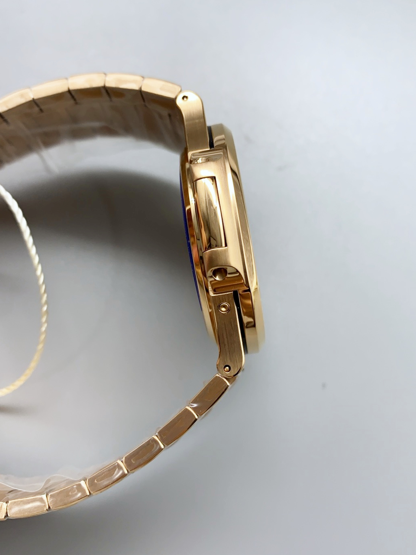 Patek Philippe Nautilus 5712/R 1:1 Quality Swiss Super Clone Watch in Brown Dial Gold Strap - view 7