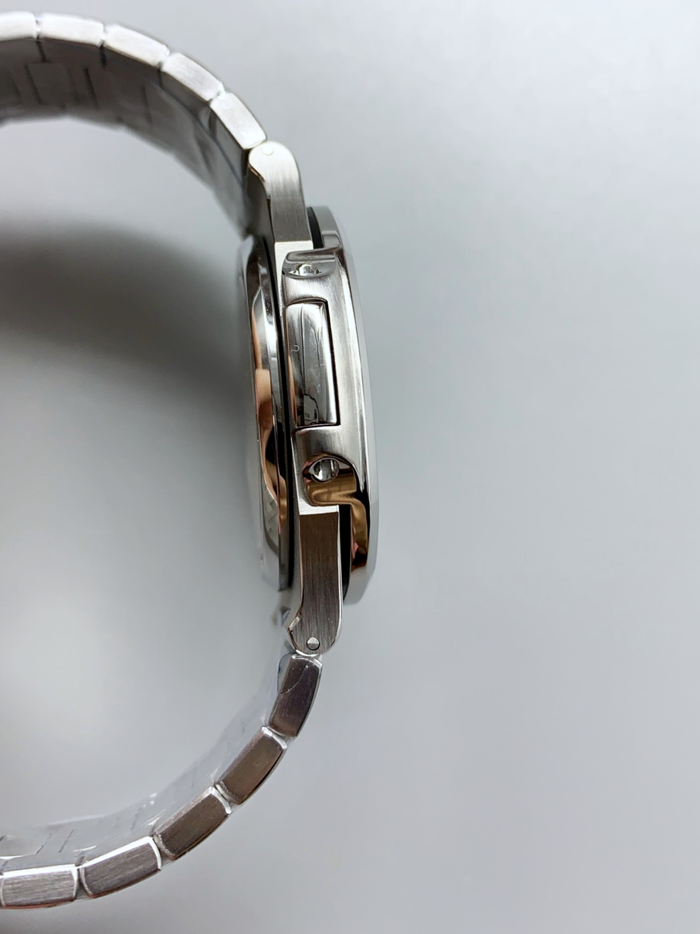 Patek Philippe Nautilus 5711 Black Dial 1:1 Mirror Super Clone in 904L Steel with Rubies Bezel - view 7