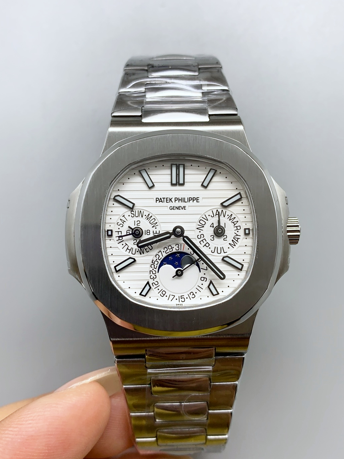 Patek Philippe Nautilus 5740 Perpetual Calendar Stainless Steel White Dial Swiss Super Clone Watch - view 2