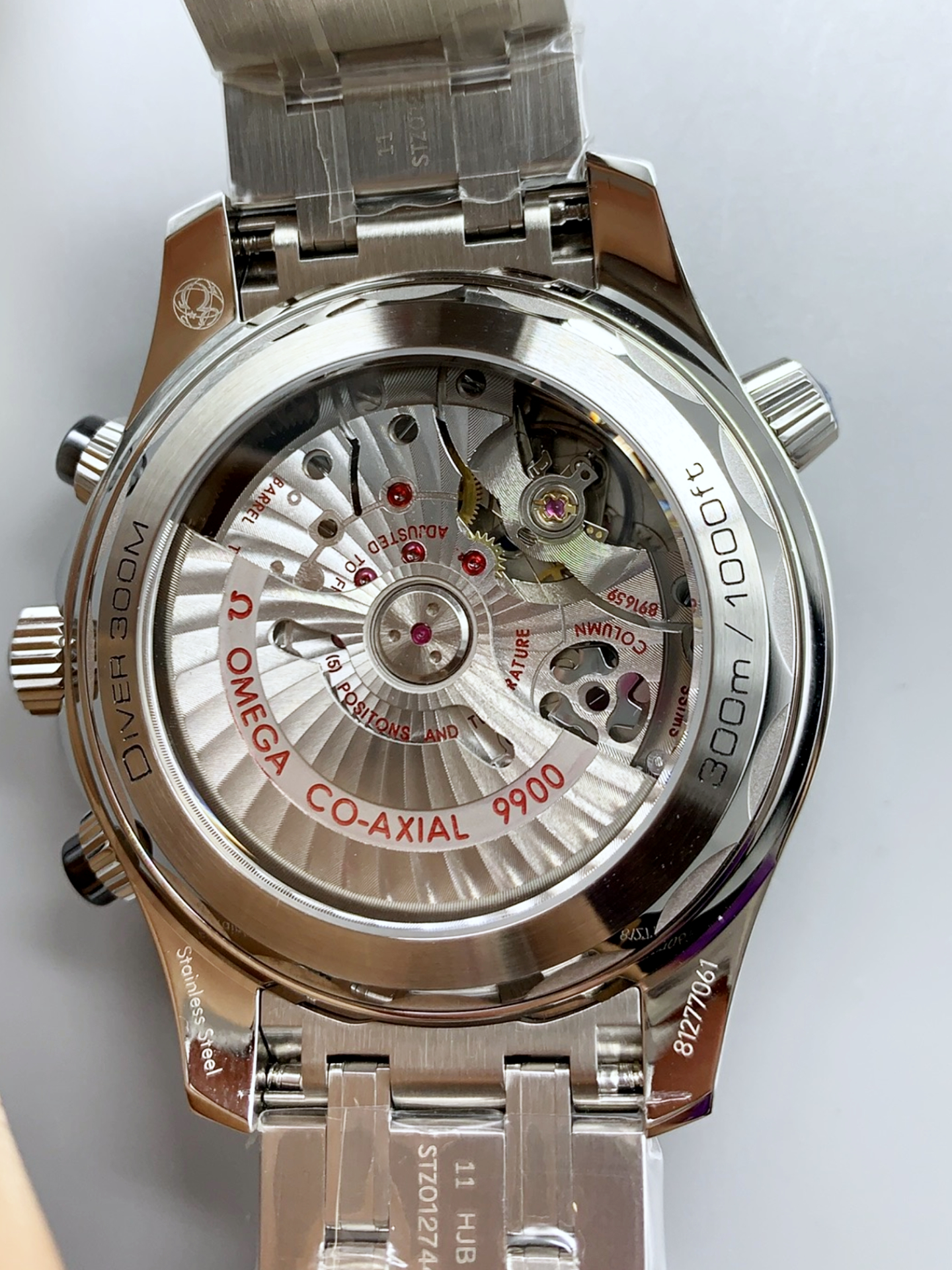 Omega Seamaster Co-Axial Master Chronograph Stainless Steel Casing and Strap 44MM 1:1 Mirror Super Clone - view 5