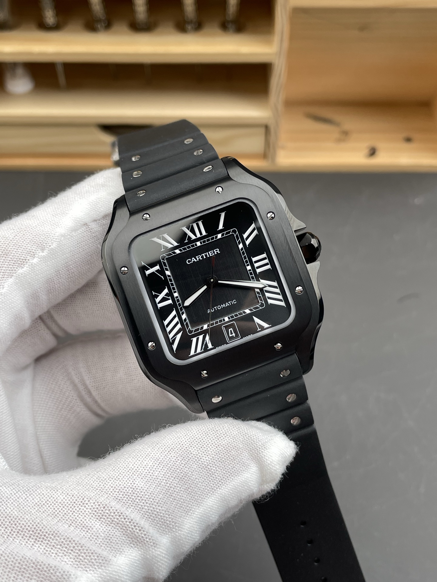 Santos De Cartier DLC Coated Casing 1:1 Mirror Swiss Super Clone Watch 40MM - view 4