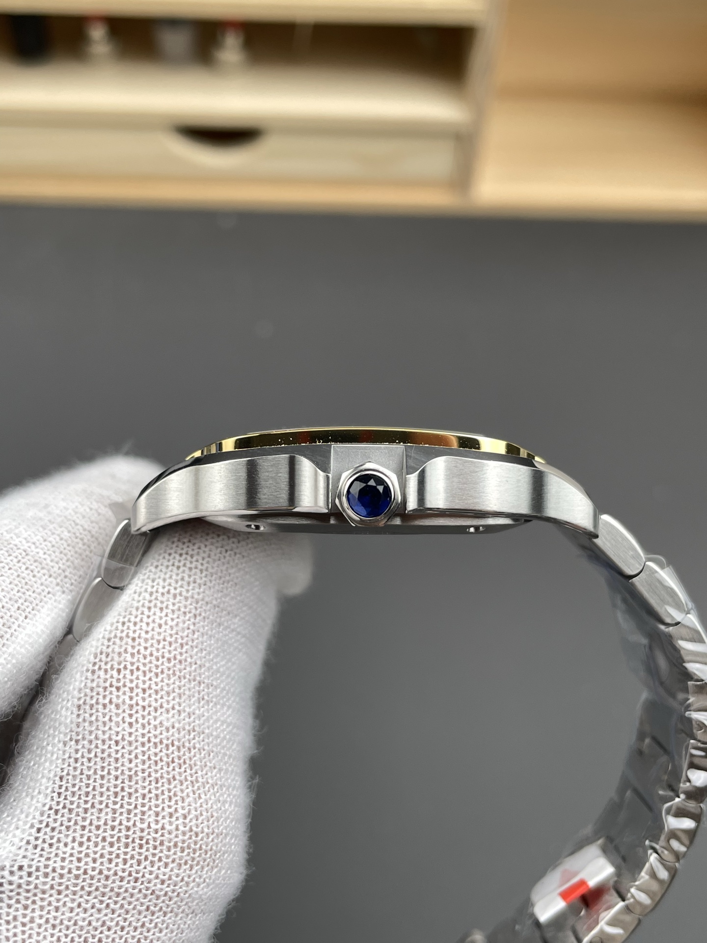 Santos De Cartier 1:1 Mirror Super Clone - 36MM Yellow Gold Two Tone Watch - view 6