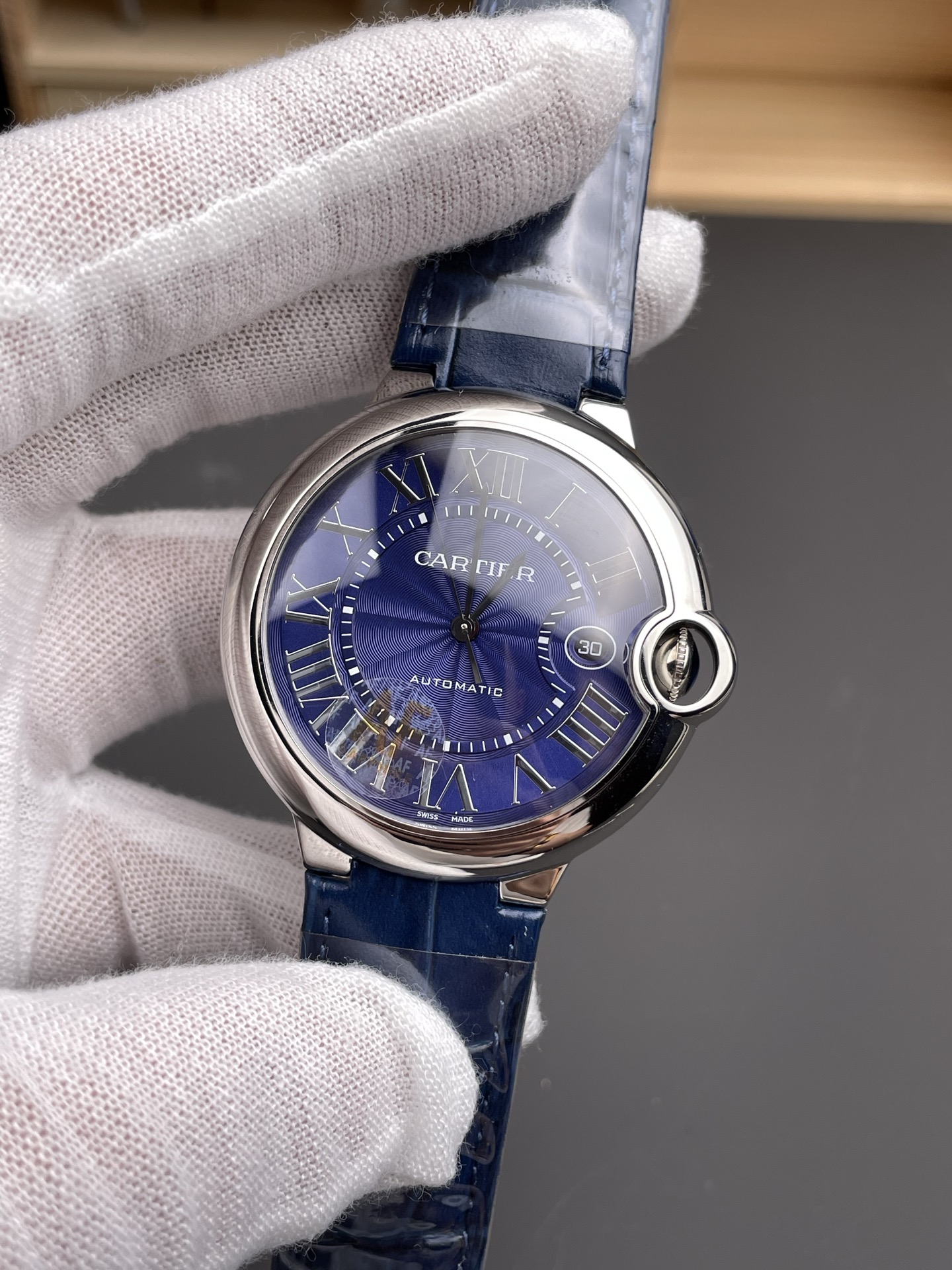 Ballon De Cartier Swiss Automatic 1:1 Mirror Quality 33MM in Stainless Steel Casing - Super Clone Watch - view 4