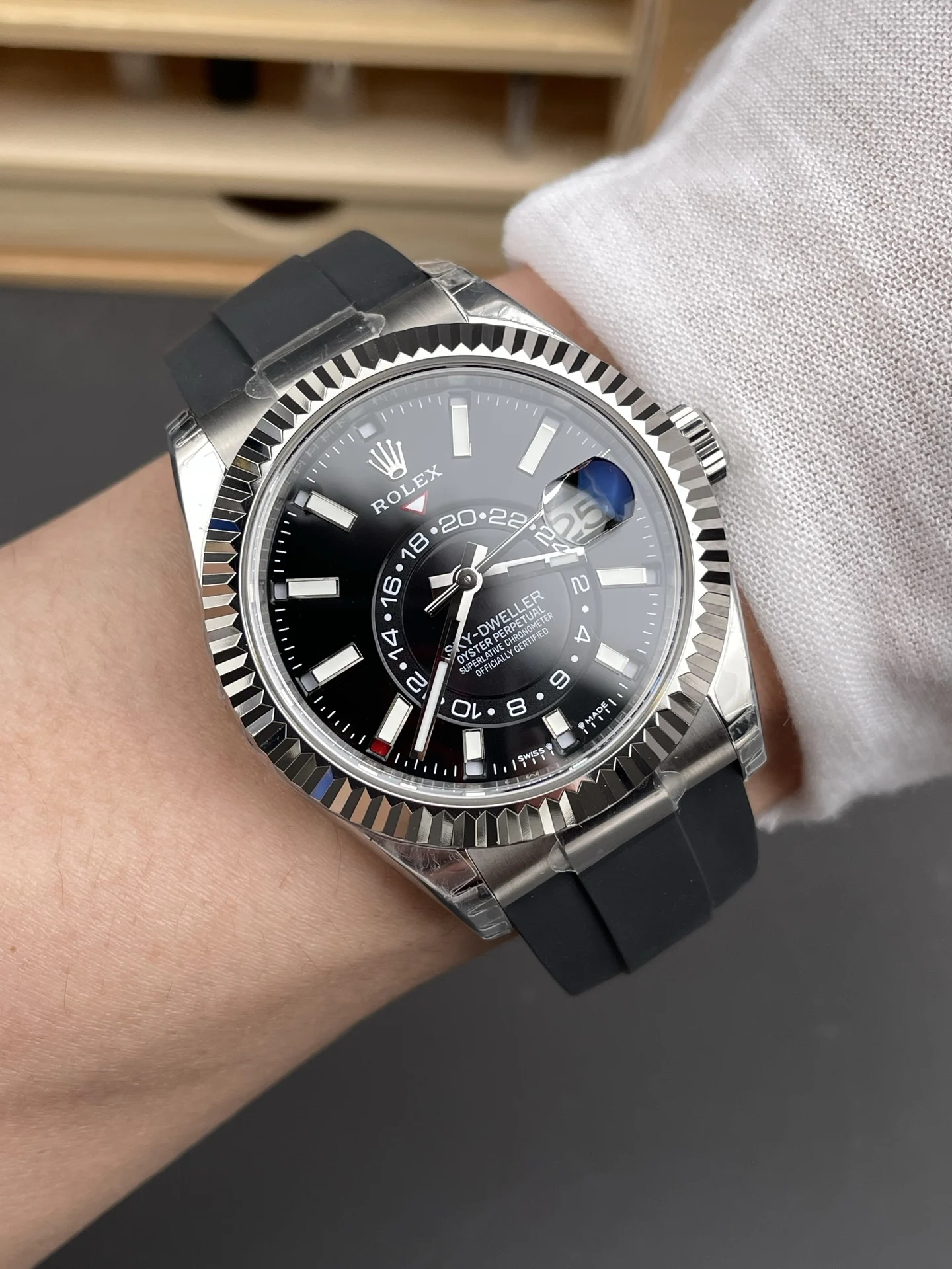 Rolex Sky-Dweller REF# M336235 Black Dial Watch in 904L Steel Case 1:1 Mirror Super Clone - view 10
