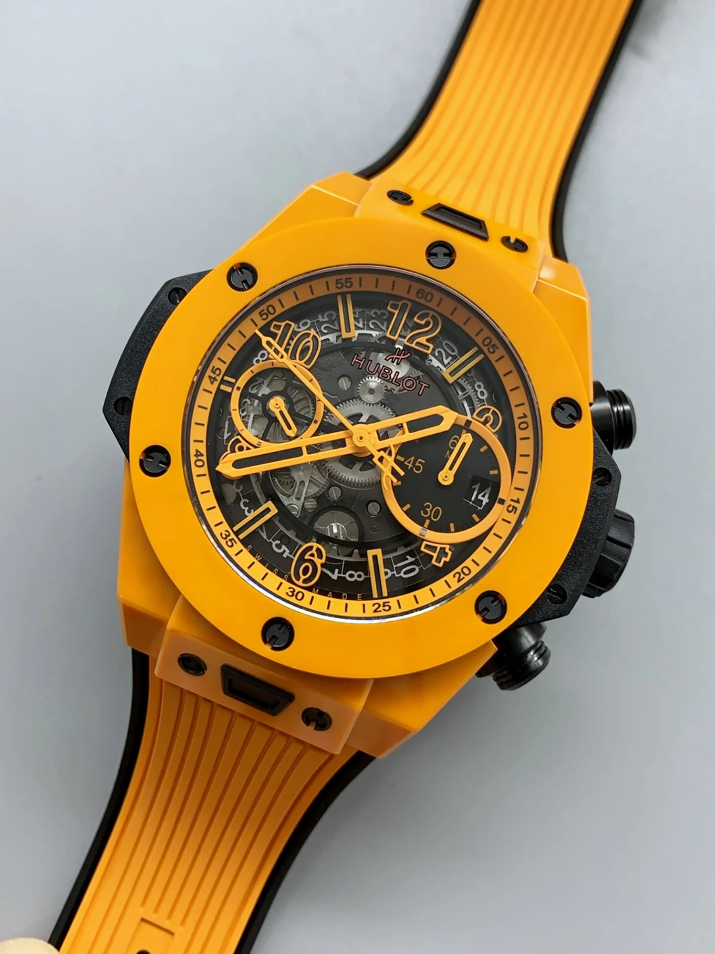 Hublot Spirit of Bang Orange Magic Edition Watch in Ceramic Casing - 42MM Swiss Super Clone - view 3