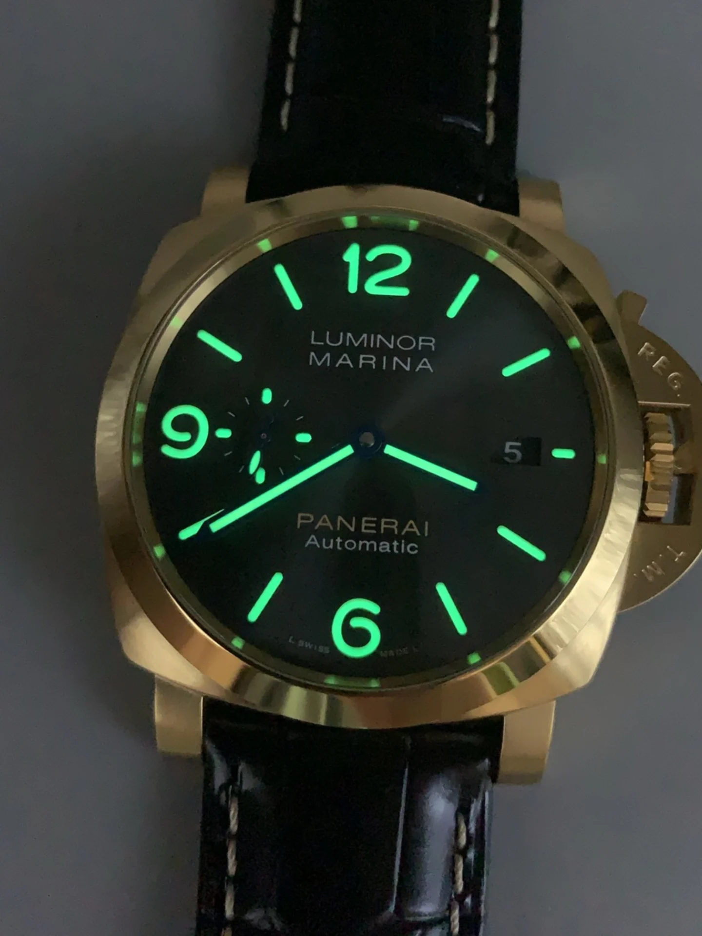 Panerai Luminor Marina PAM1115 1:1 Mirror Swiss Super Clone Watch 44MM Yellow Gold - view 9