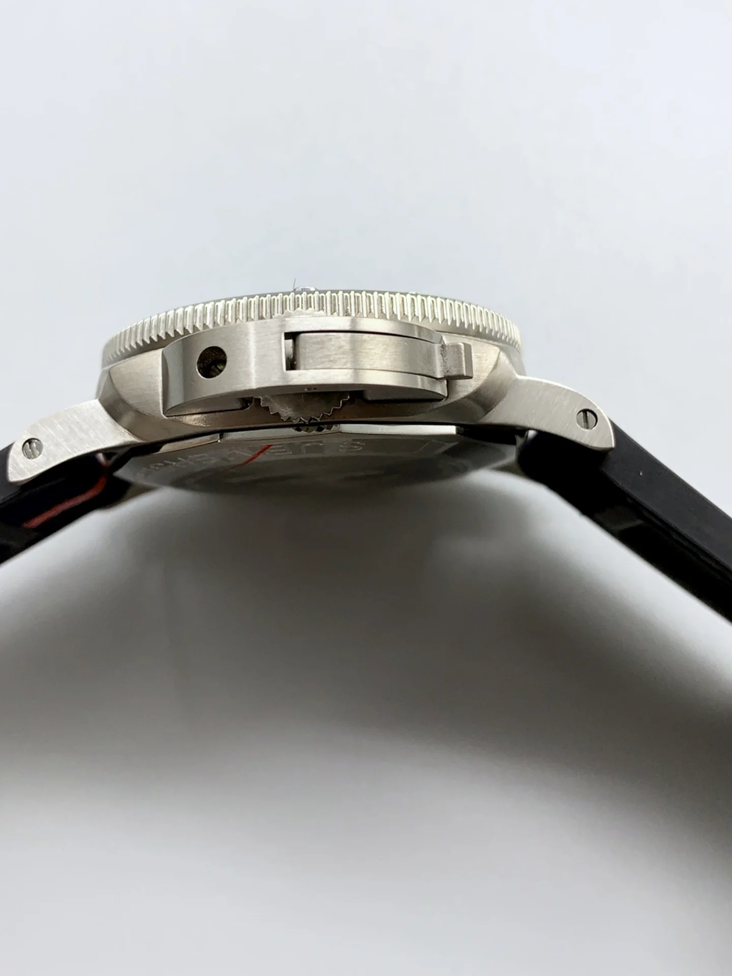 Panerai Submersible PAM01507 GMT Luna Rossa Titanio Super Clone Watch - view 6