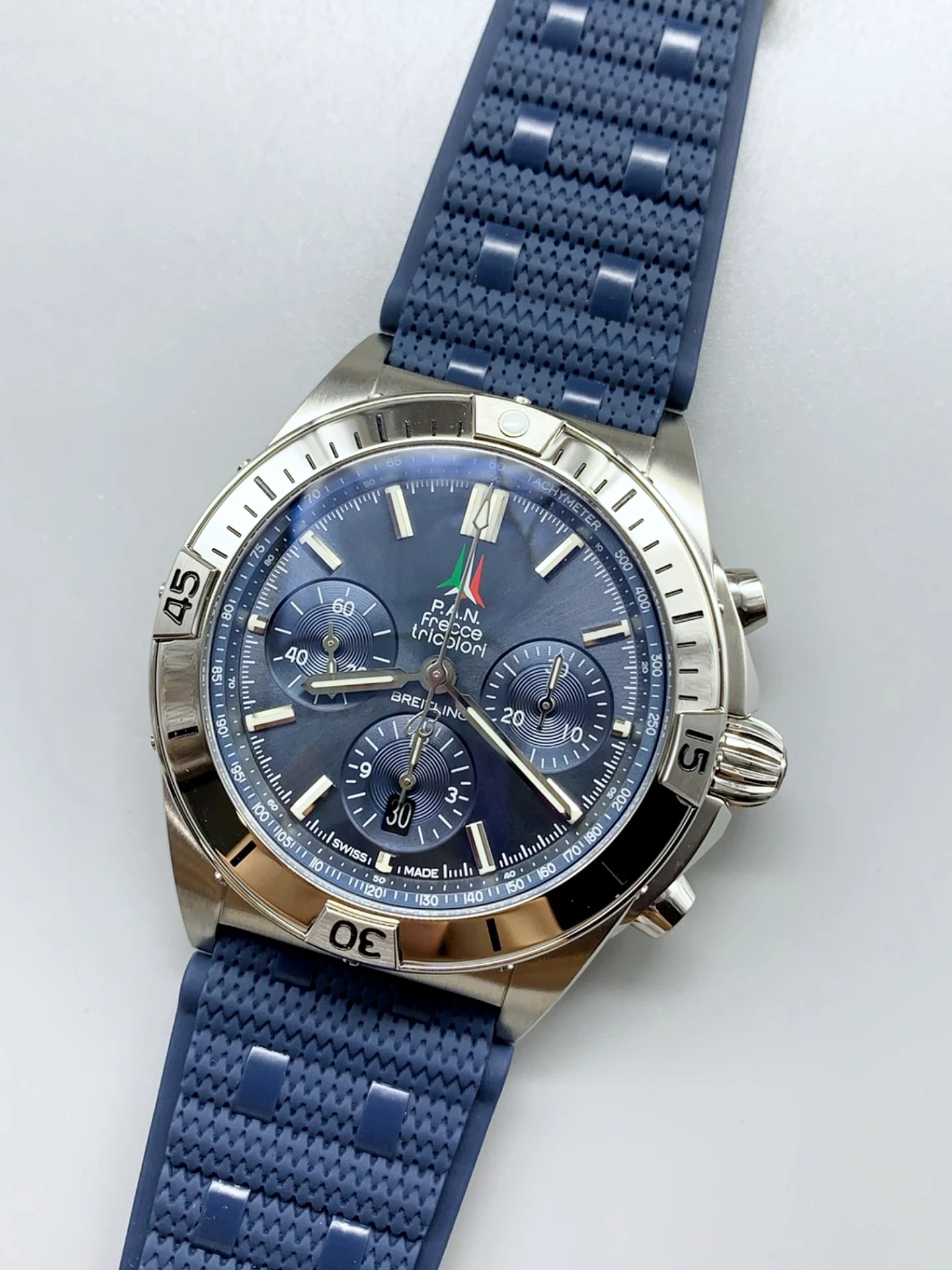 Breitling Chronomat B01 42 Edition Swiss 904L Steel Casing Blue Dial 1:1 Mirror Super Clone Watch - view 3