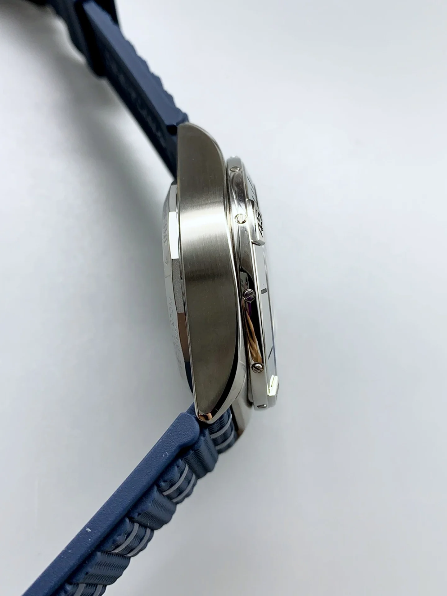 Breitling Chronomat B01 42 Edition Swiss 904L Steel Casing Blue Dial 1:1 Mirror Super Clone Watch - view 7