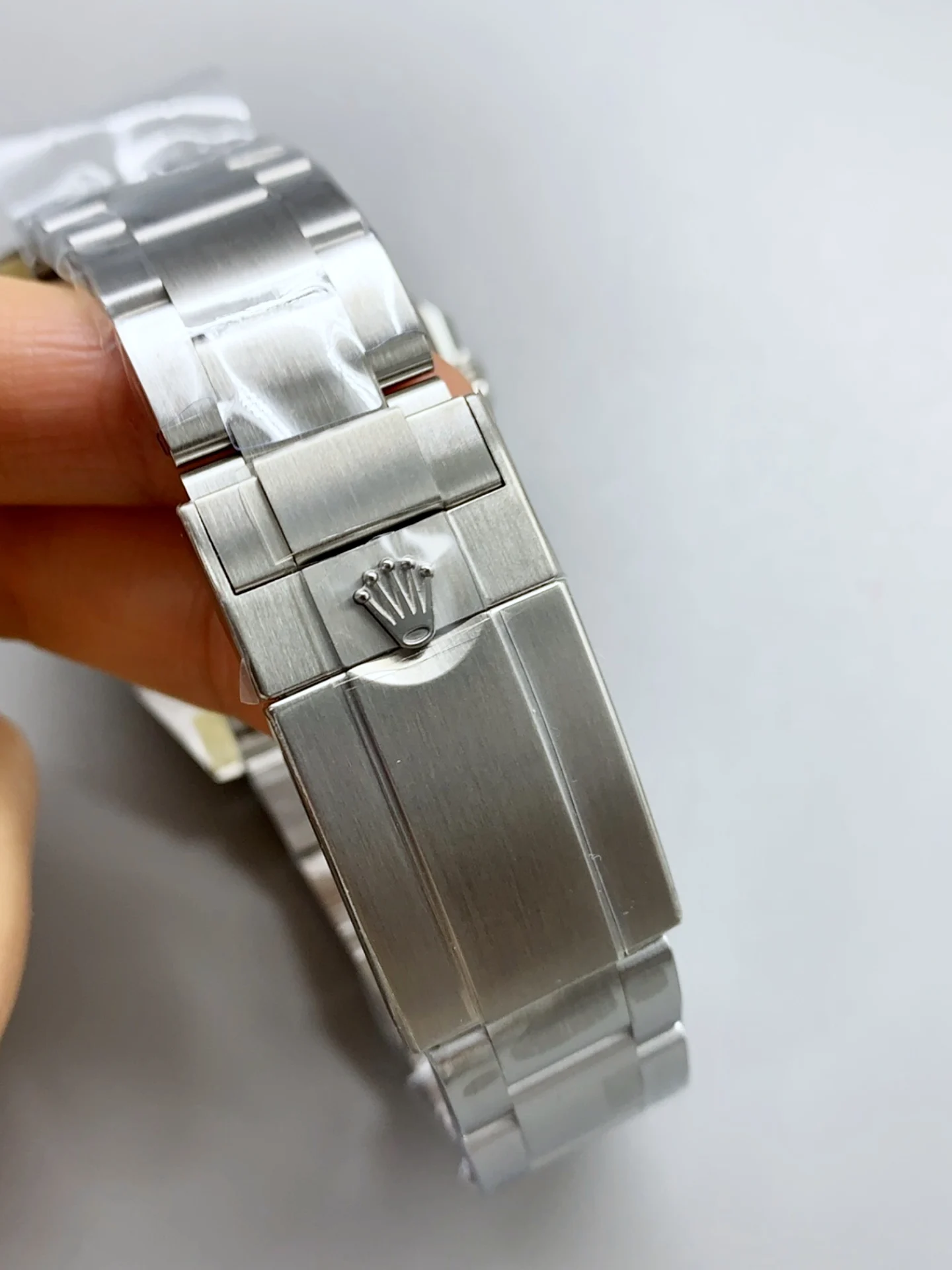 Rolex Explorer II Super Clone M216570-002 1:1 Mirror Watch - White Dial CAL. 3285 Movement - view 9
