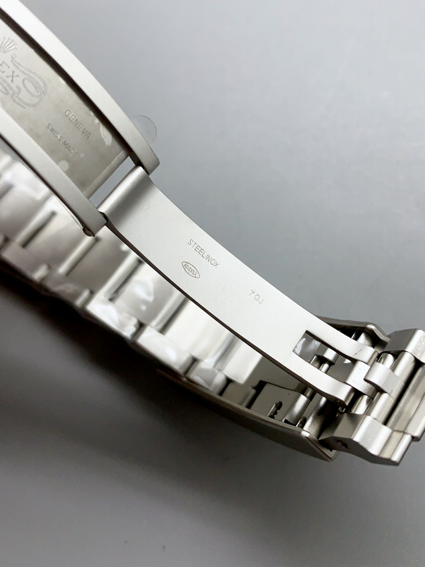 Rolex Submariner DiW Sandblasted Carbon Fiber Bezel/Dial FREE SPRUNG MVMNT Super Clone - view 9