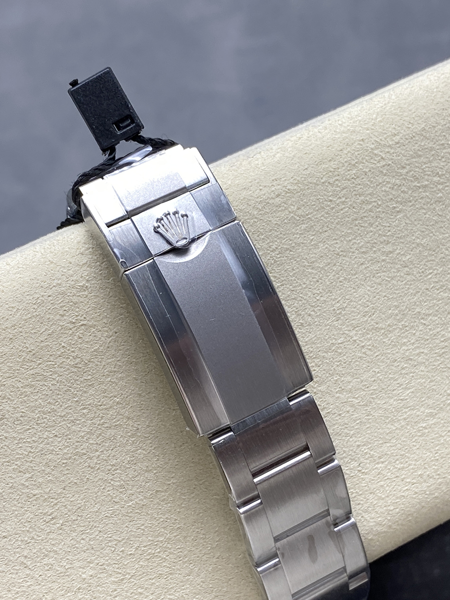 Rolex Daytona Super Clone “Artisans De Genève - Glacier” Edition Stainless Steel Watch - view 9