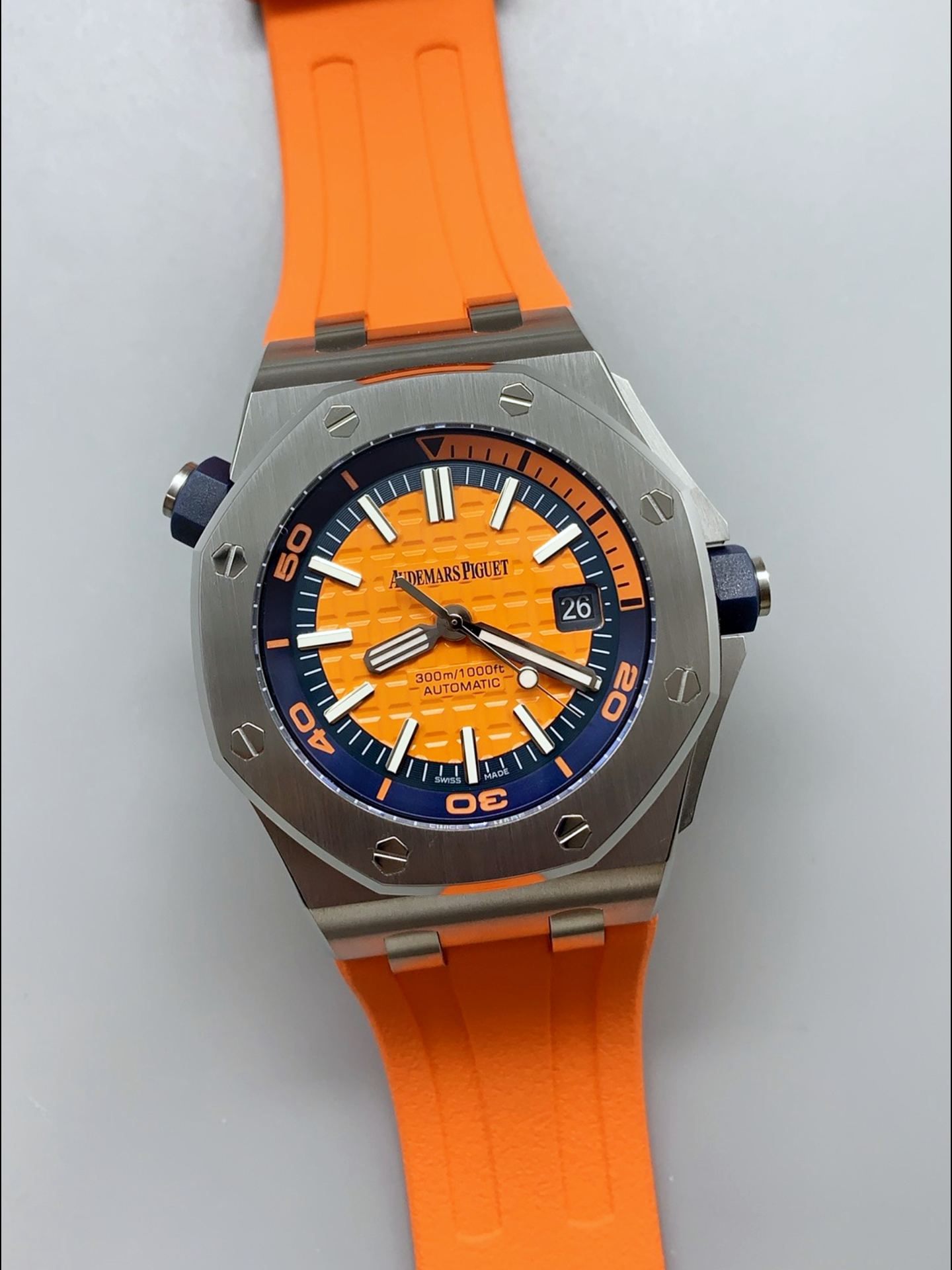 Audemars Piguet Royal Oak Diver Swiss Super Clone Orange Dial 1:1 Quality 3120 Movement 904L Steel - view 2