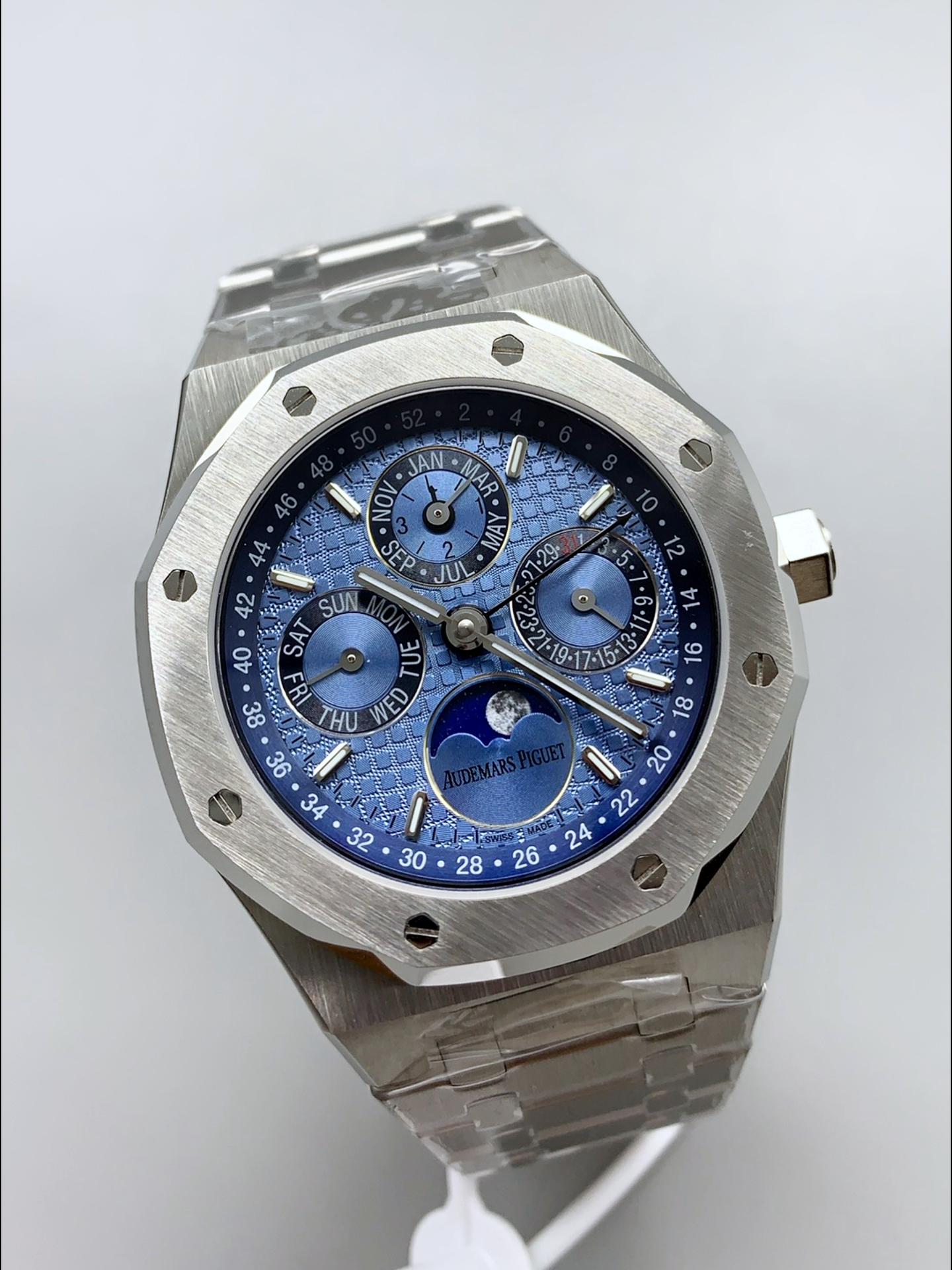 Audemars Piguet Royal Oak Perpetual Calendar Super Clone 904L Steel in Steel Blue Dial - view 2