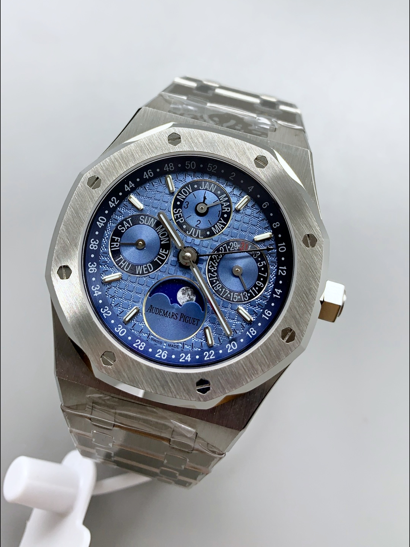 Audemars Piguet Royal Oak Perpetual Calendar Super Clone 904L Steel in Steel Blue Dial - view 3