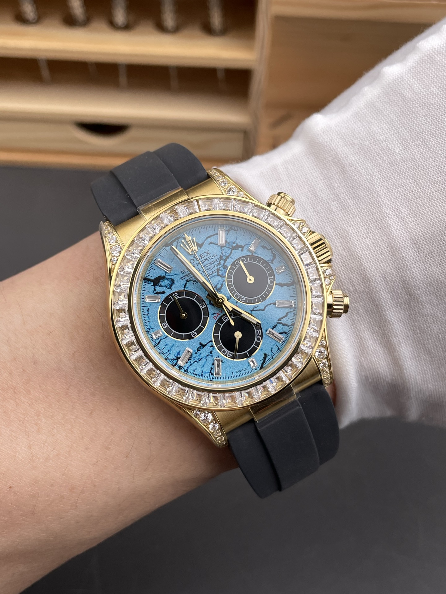 Rolex Daytona Super Clone 126518LN Yellow Gold Turquoise Dial Original Cal.4131 Movement - view 10