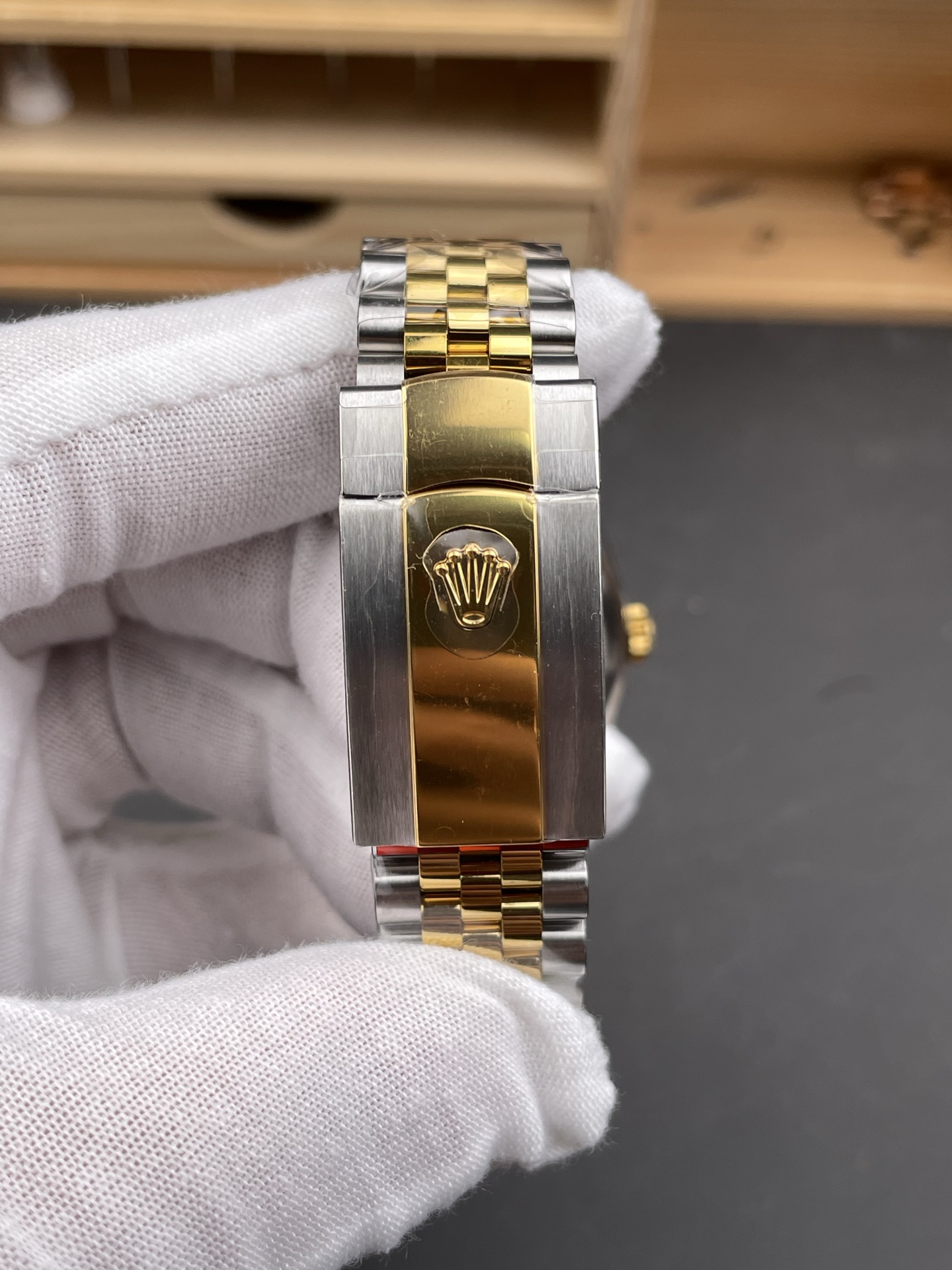 Rolex Datejust Cal.3235 Movement 1:1 Mirror Super Clone 904L Steel 36MM - Gold Fluted Motif Dial - view 10