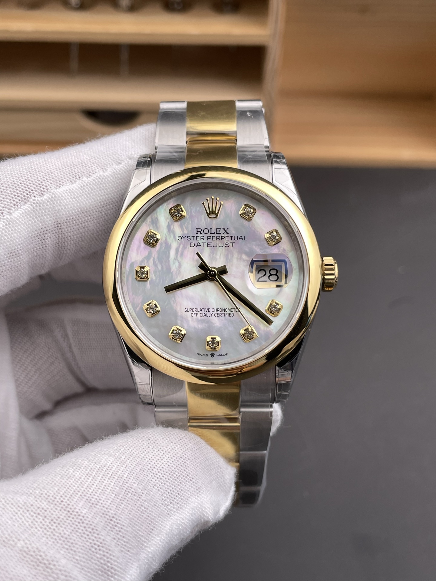 Rolex Datejust M278248 31mm Swiss Super Clone (Two-Tone Gold) - White Mother-of-Pearl Dial, 1:1 Top-Tier Quality - view 2