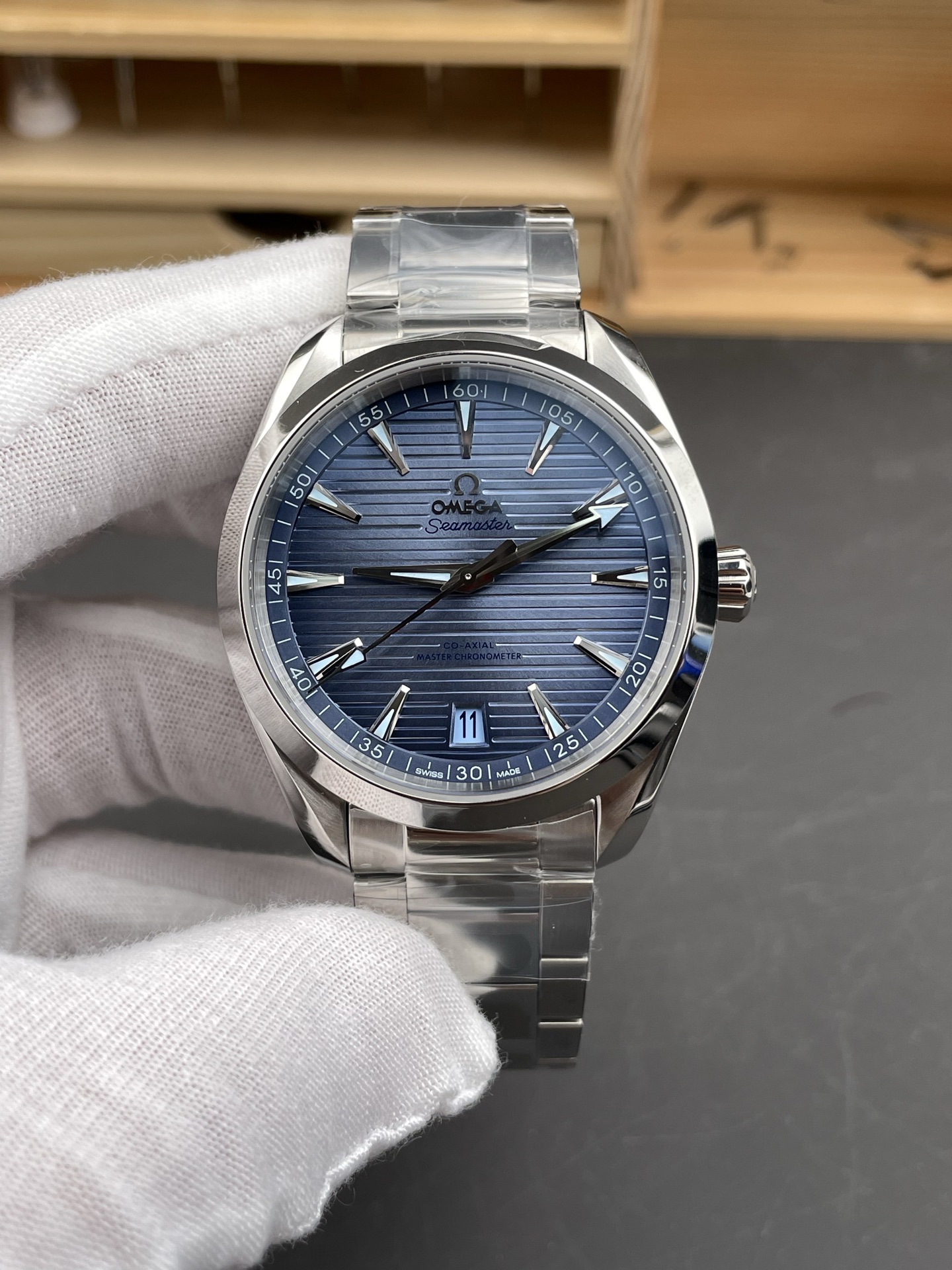 VS Factory Omega Men’s Seamaster Top-Tier Super Clone Watch - Blue Dial, Steel Bracelet (Ref. 220.10.41.21.10.001) - view 2