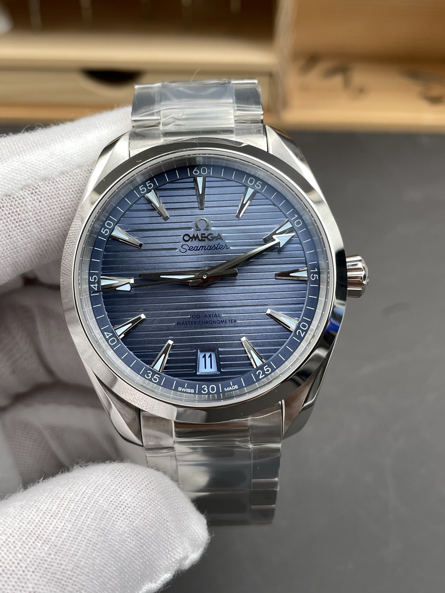 VS Factory Omega Men’s Seamaster Top-Tier Super Clone Watch - Blue Dial, Steel Bracelet (Ref. 220.10.41.21.10.001) - view 3