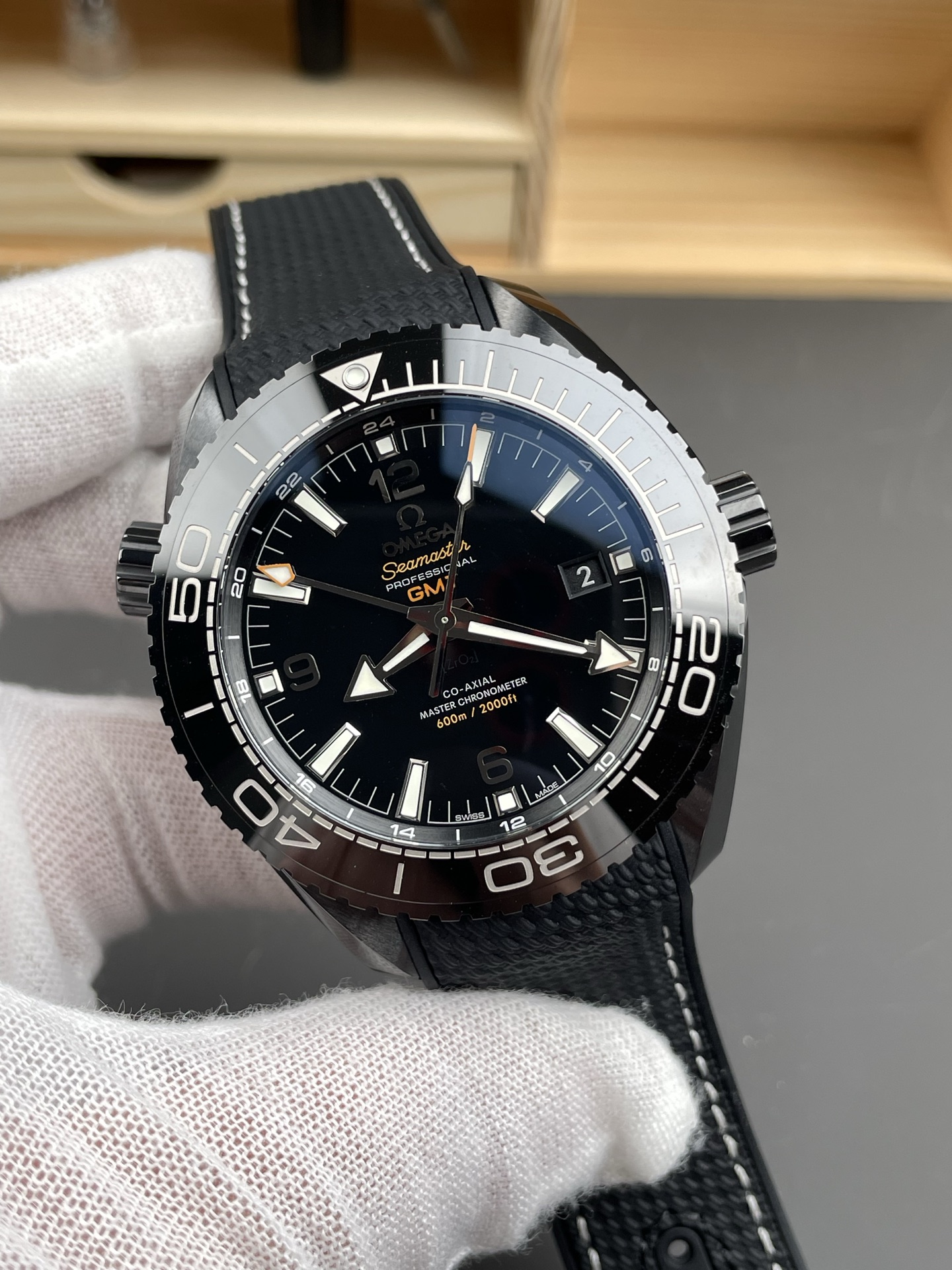 Omega Seamaster Planet Ocean Deep Black GMT 45.5MM 1:1 Mirror Super Clone Watch - view 4