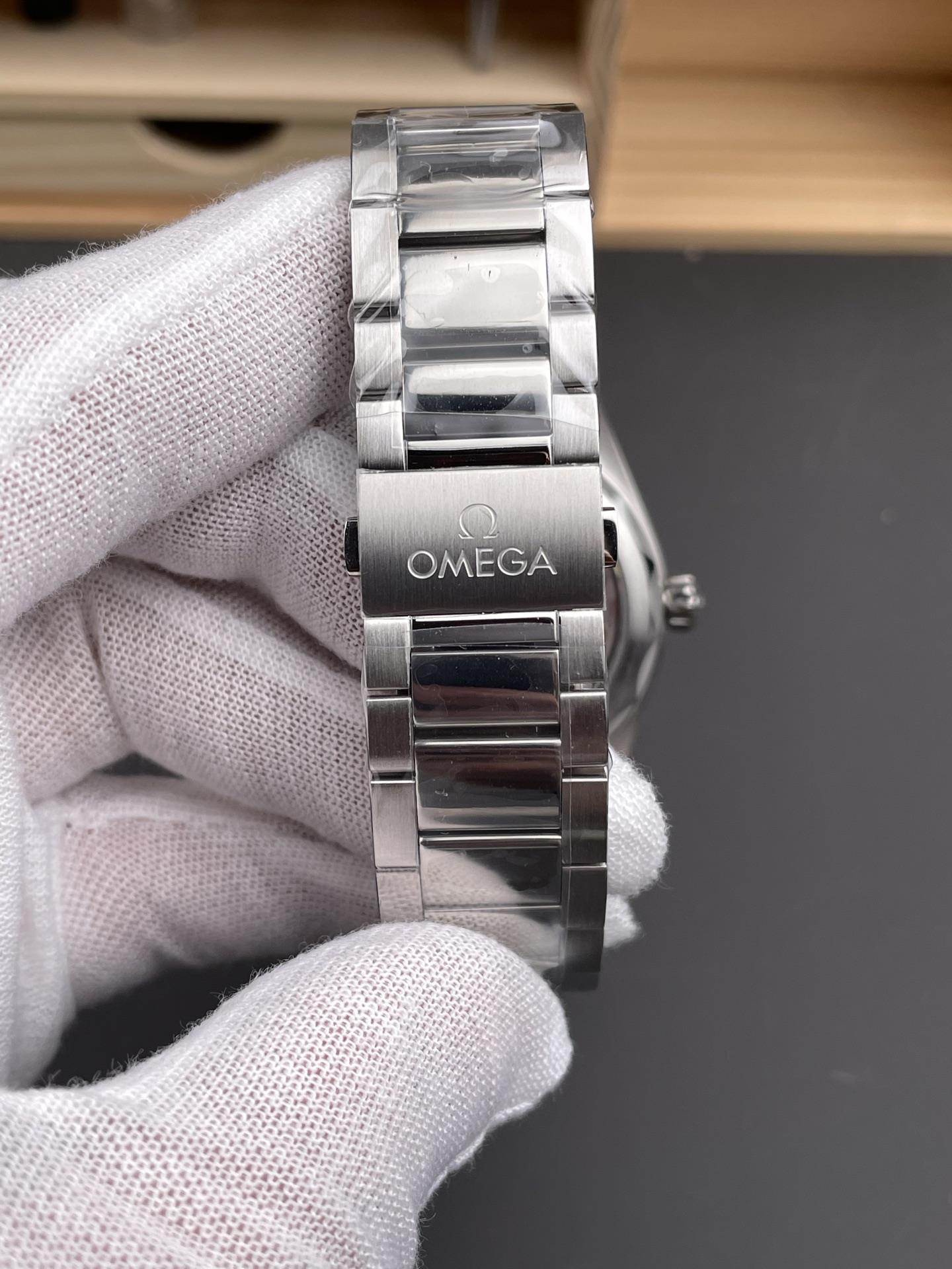Omega Aqua Terra 150M Black Dial 904L Steel Casing 1:1 Mirror Super Clone 41MM - view 4