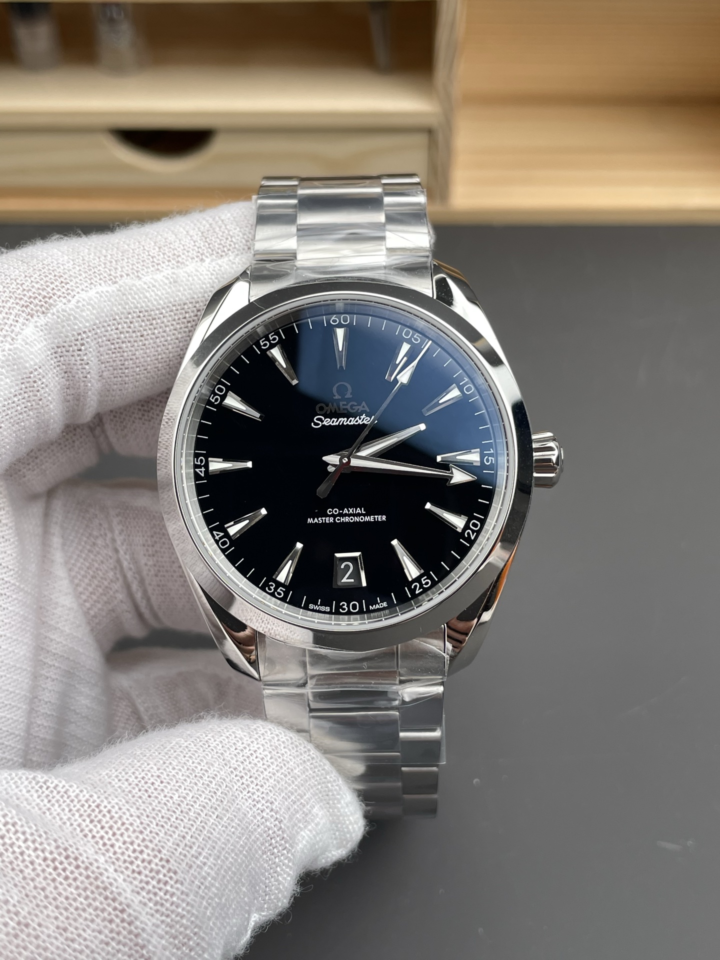 Omega Aqua Terra Super Clone 150M Black Dial 904L Steel Casing 41MM Watch - view 2