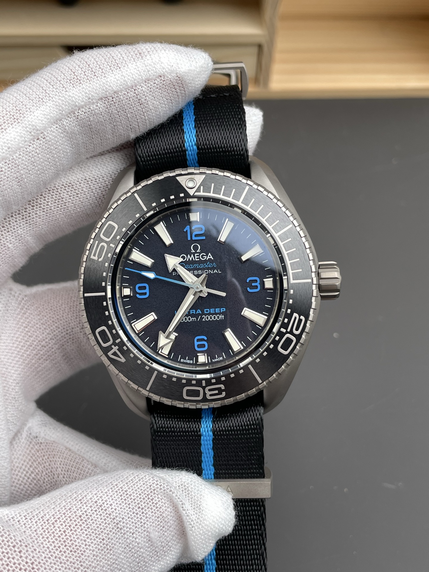 Omega Seamaster Planet Ocean 600M Ultra Deep Titanium 45.50mm 1:1 Mirror Super Clone Watch - view 2