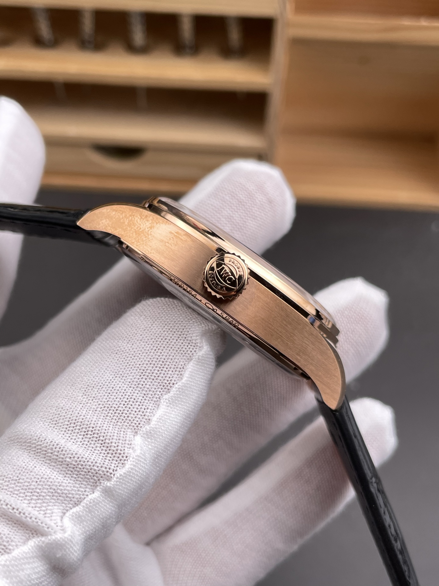 IWC Portugieser Series Top-Tier Super Clone (Swiss 1:1 Mirror-Grade) Watch - White Dial, Rose Gold Case - view 6