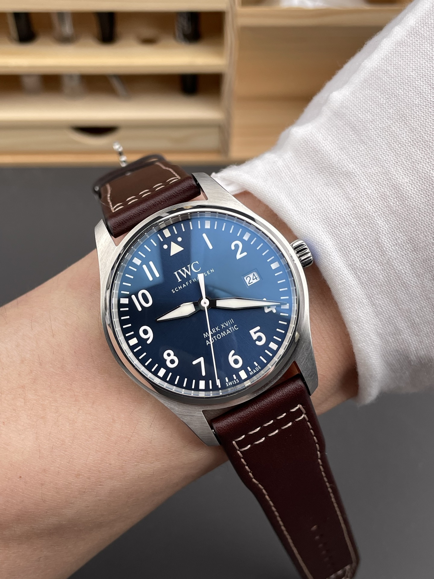 IWC Pilot’s MARK XVIII IW327010 Steel Blue Dial Le Petit Prince 904L Steel 1:1 Mirror Super Clone - view 10