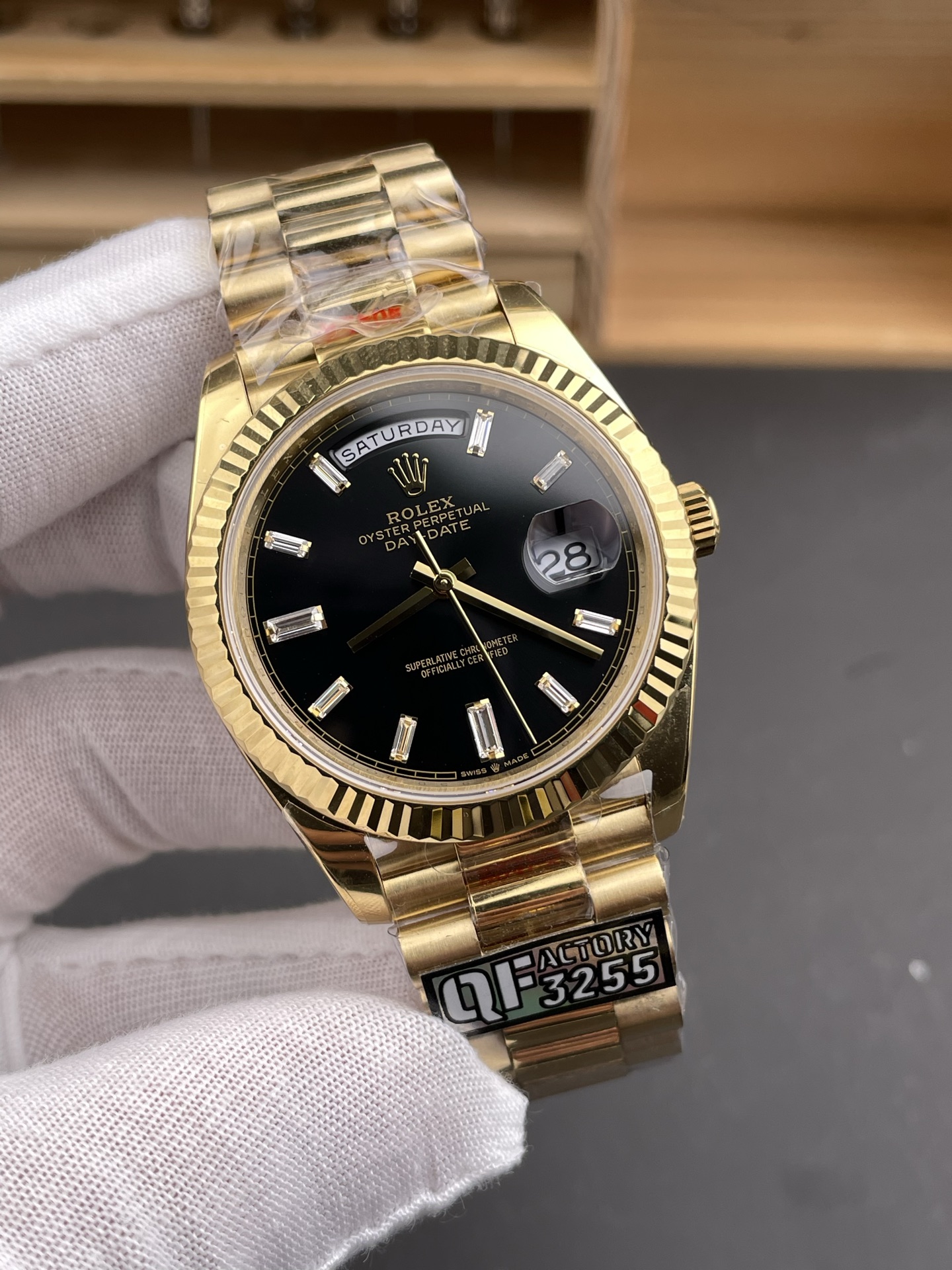 Rolex Day Date Presidential 18K Yellow Gold Watch 40MM - Black Dial 1:1 Mirror Quality(189g) - Super Clone Watch - view 4