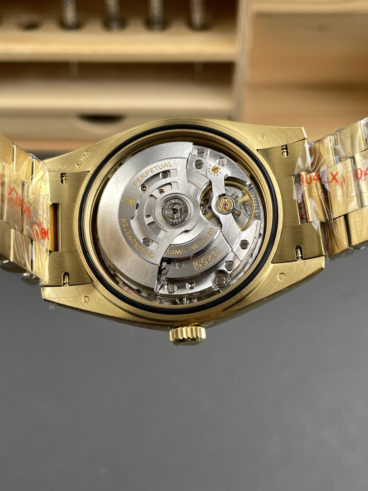 Rolex Day Date Presidential 18K Yellow Gold Watch 40MM - Black Dial 1:1 Mirror Quality(189g) - Super Clone Watch - view 6