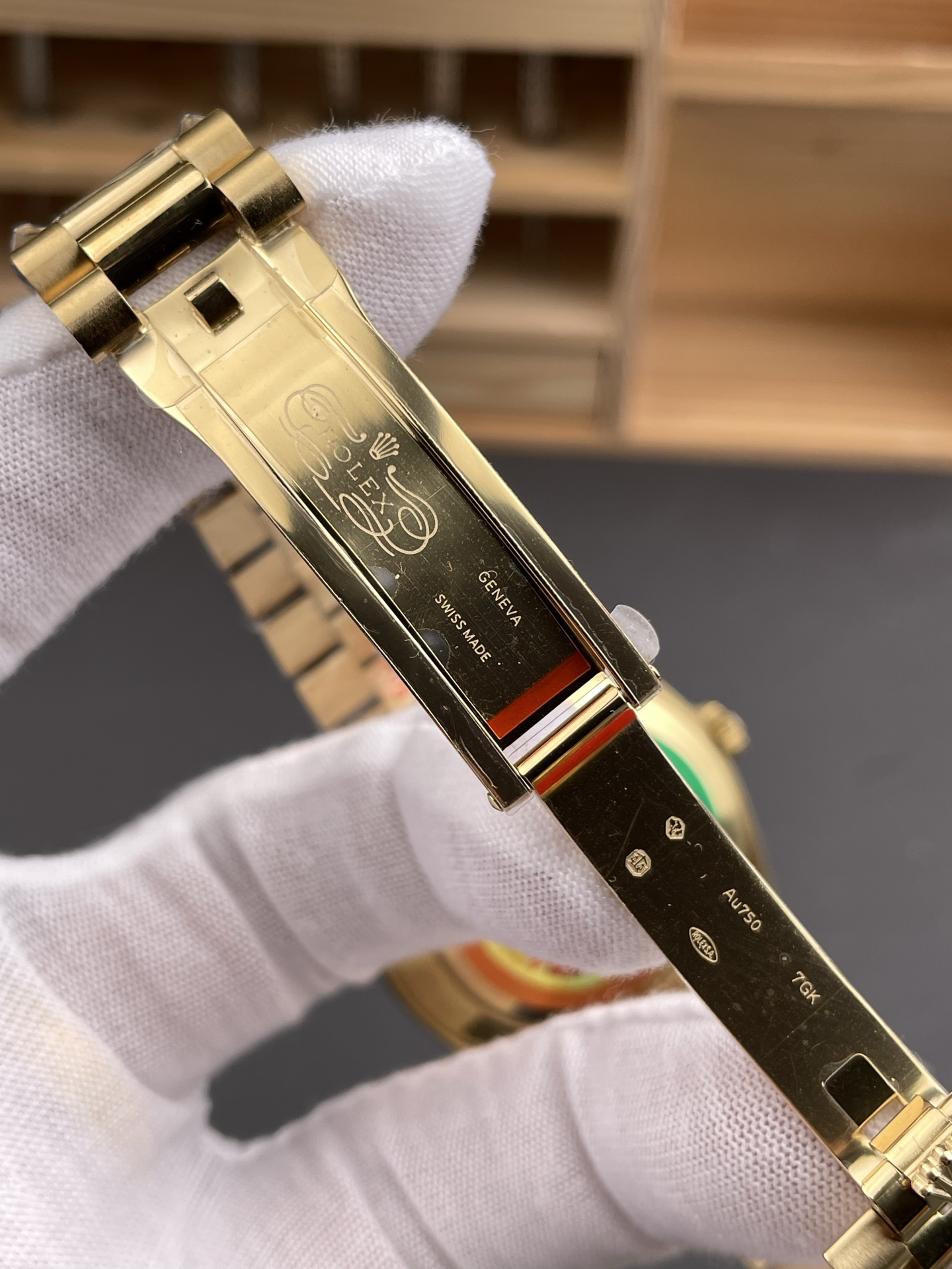 Rolex Day Date Presidential 18K Yellow Gold Watch 40MM - Black Dial 1:1 Mirror Quality(189g) - Super Clone Watch - view 9