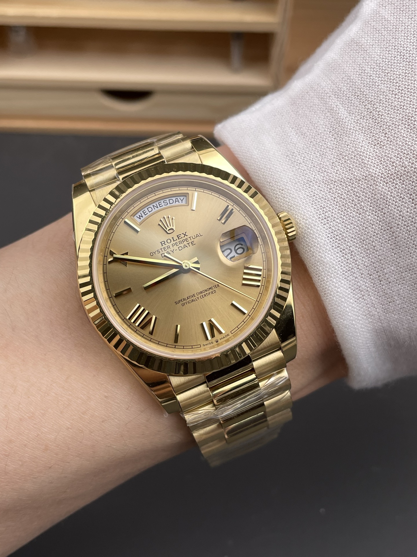 Rolex Day Date Presidential 18K Rose Gold Watch 40MM - Gold Dial 1:1 Mirror Quality(210g) - Super Clone Watch - view 10