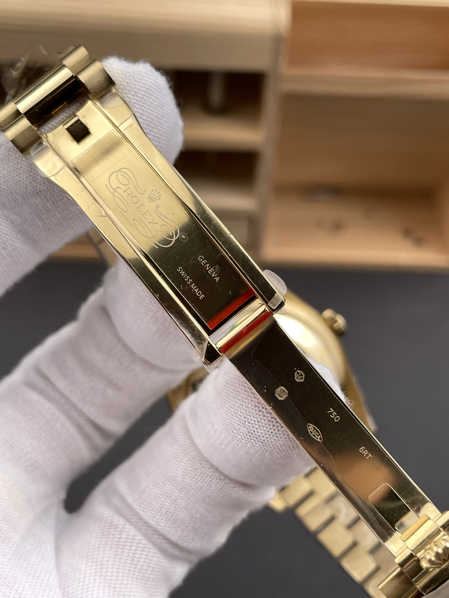 Rolex Day Date Presidential 18K Yellow Gold Watch 36MM - Black Dial 1:1 Mirror Quality - Super Clone Watch - view 8