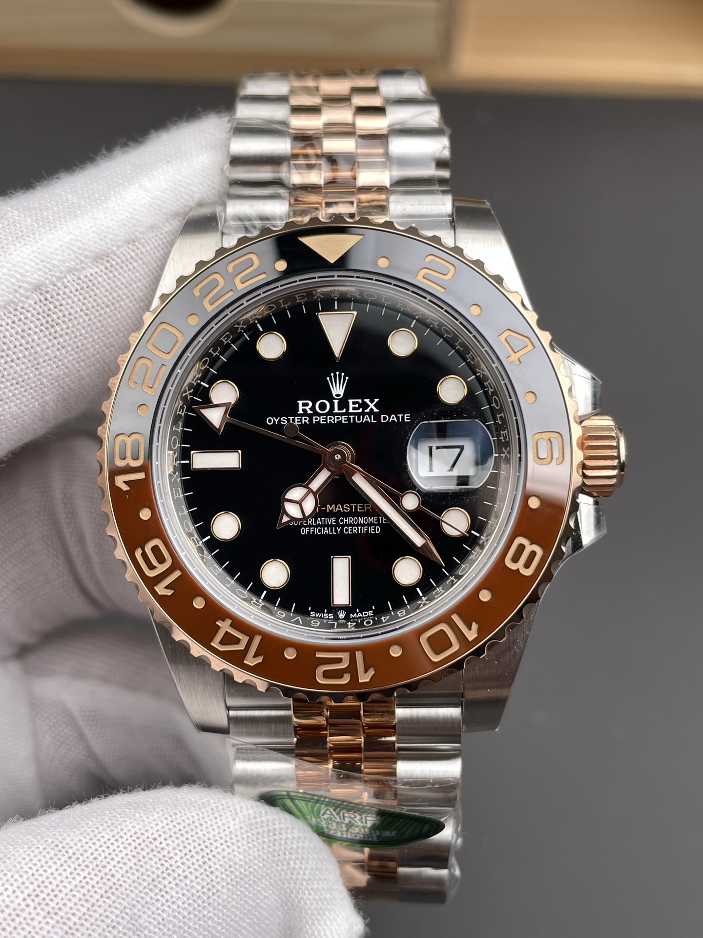 Rolex GMT Masters II Super Clone Root Beer 126711CHNR Rose Black Dial Swiss Watch - view 3