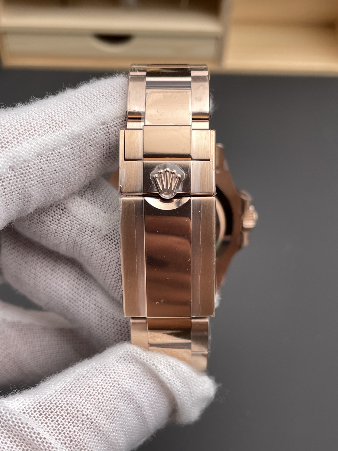 Rolex GMT Masters II Super Clone 126715CHNR Rose Gold Tiger Iron Dial Swiss Watch - view 9