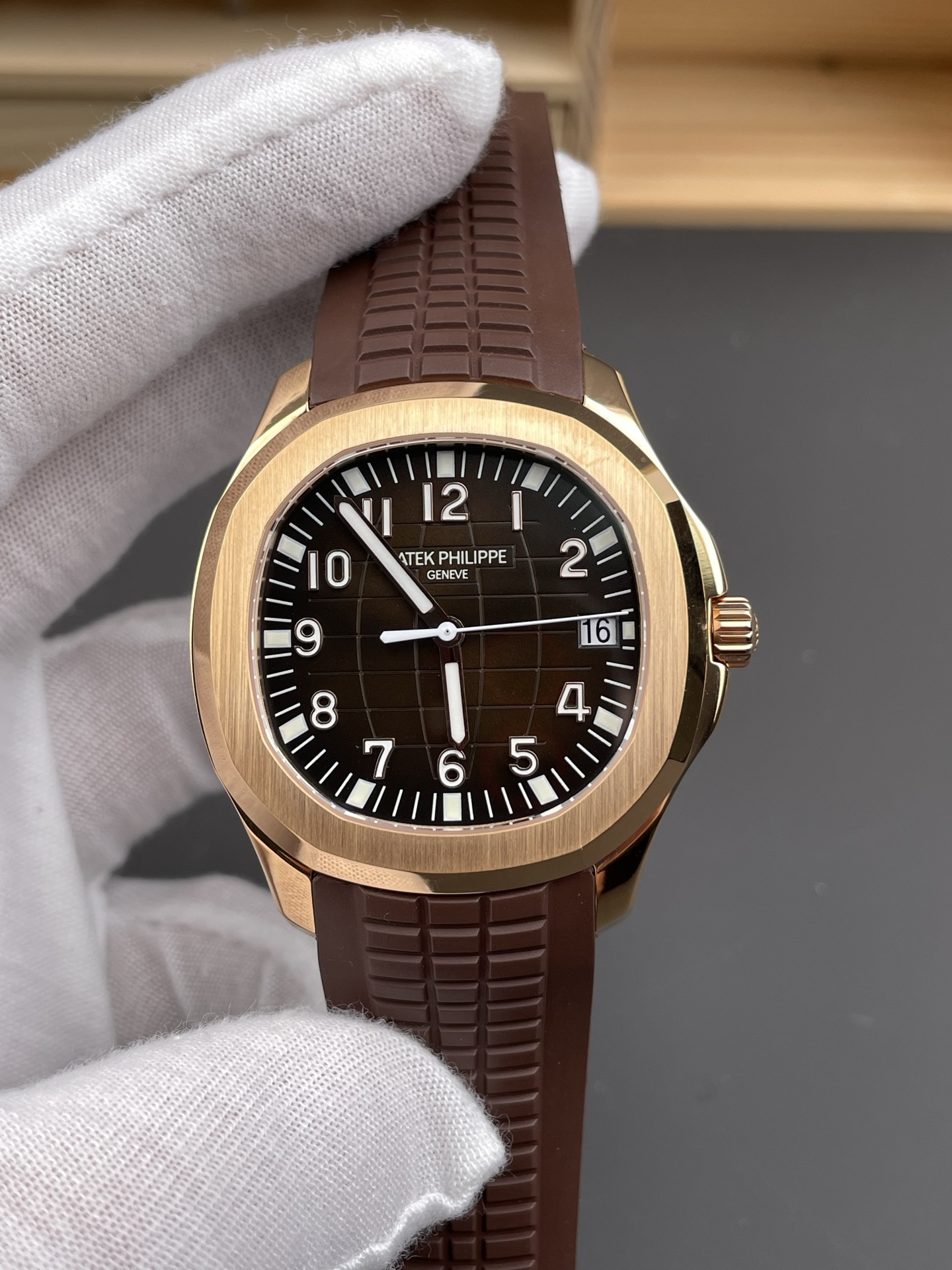 Patek Philippe Super Clone Aquanaut 5167 904L Rose Gold Brown Dial Watch - view 2