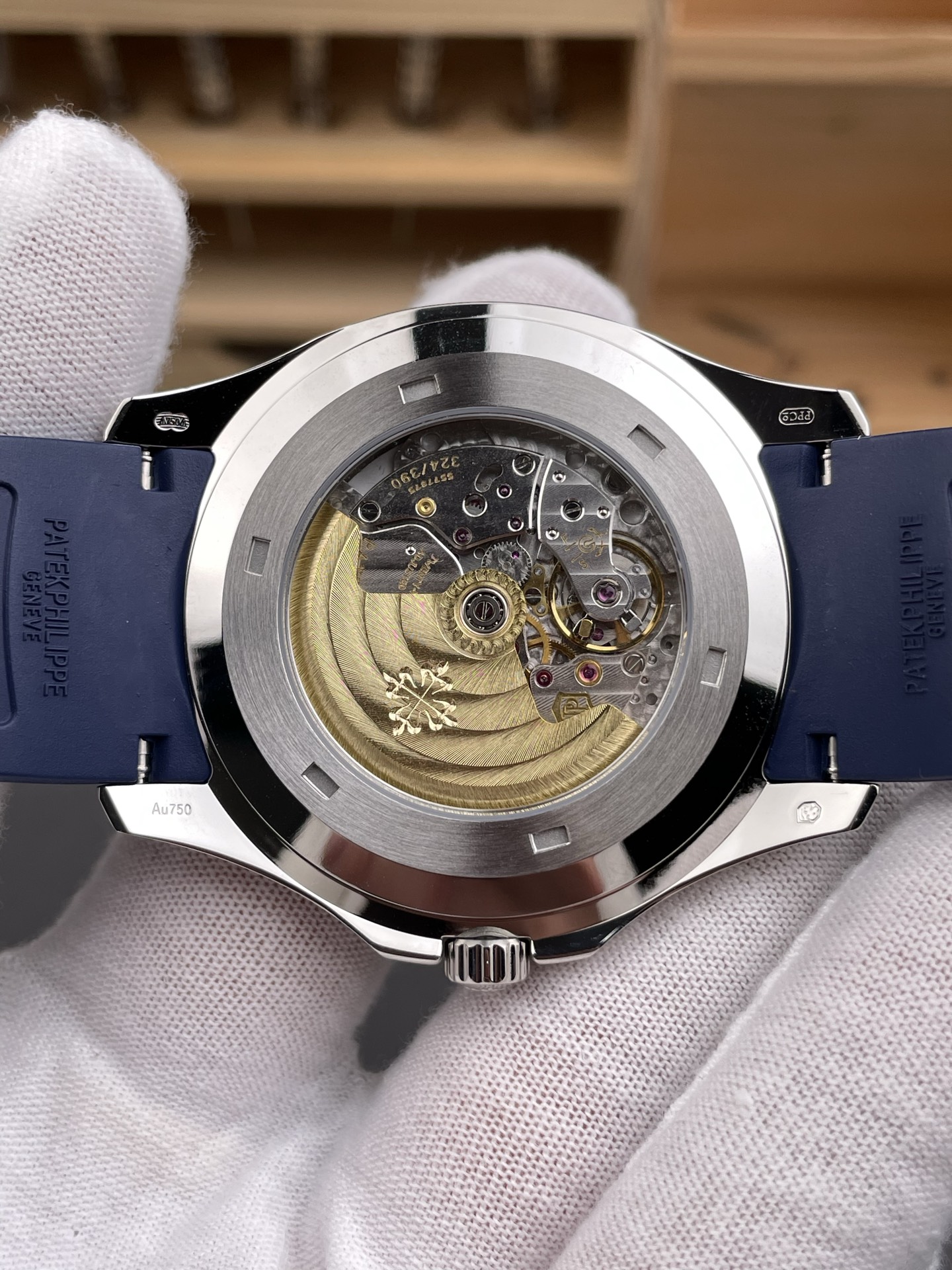 Patek Philippe Aquanaut 5168G-001 Swiss Super Clone 904L Steel - 1:1 Mirror Edition - view 5