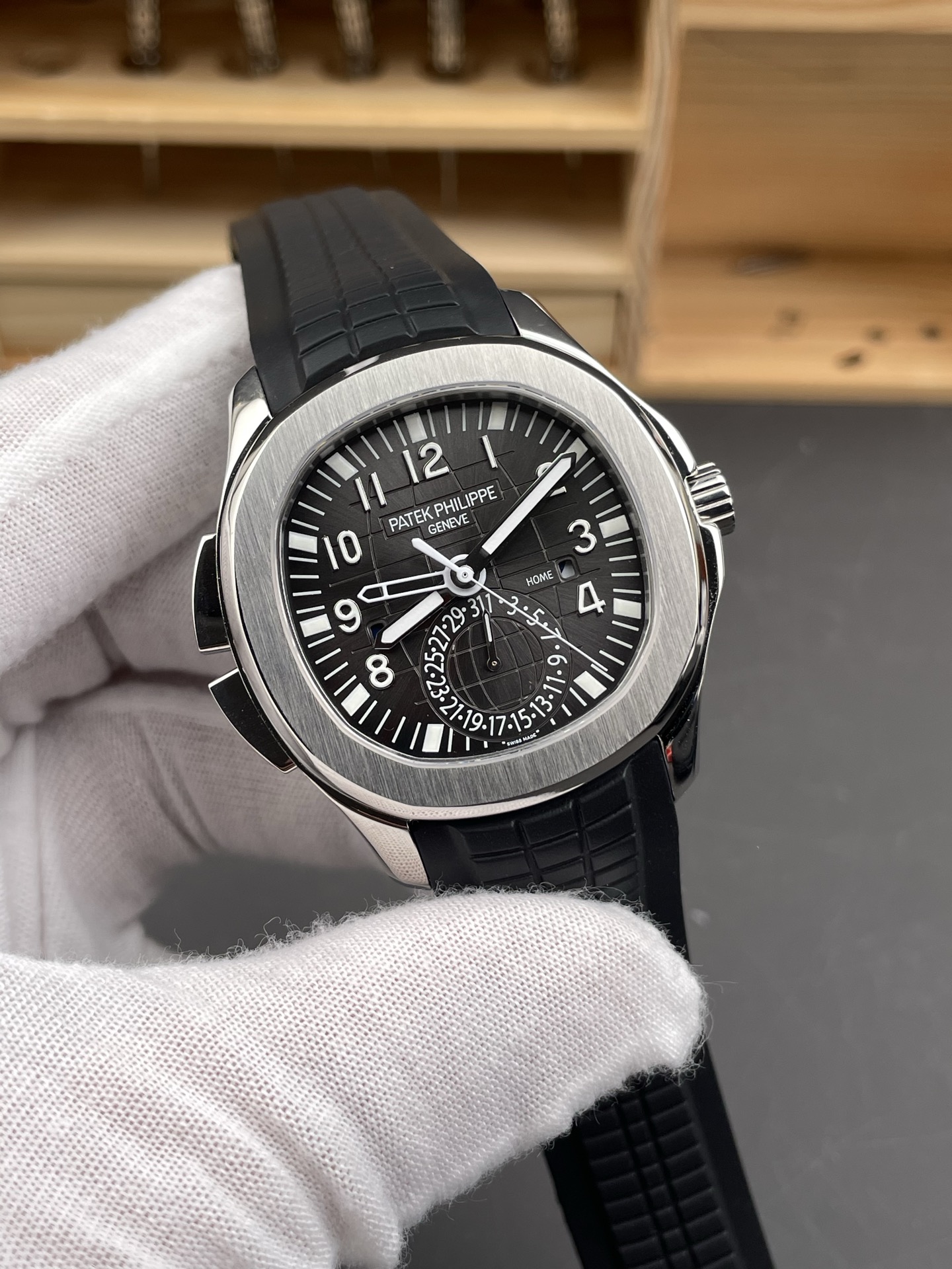 Patek Philippe Super Clone Aquanaut 5164 Stainless Steel Swiss Watch - view 4